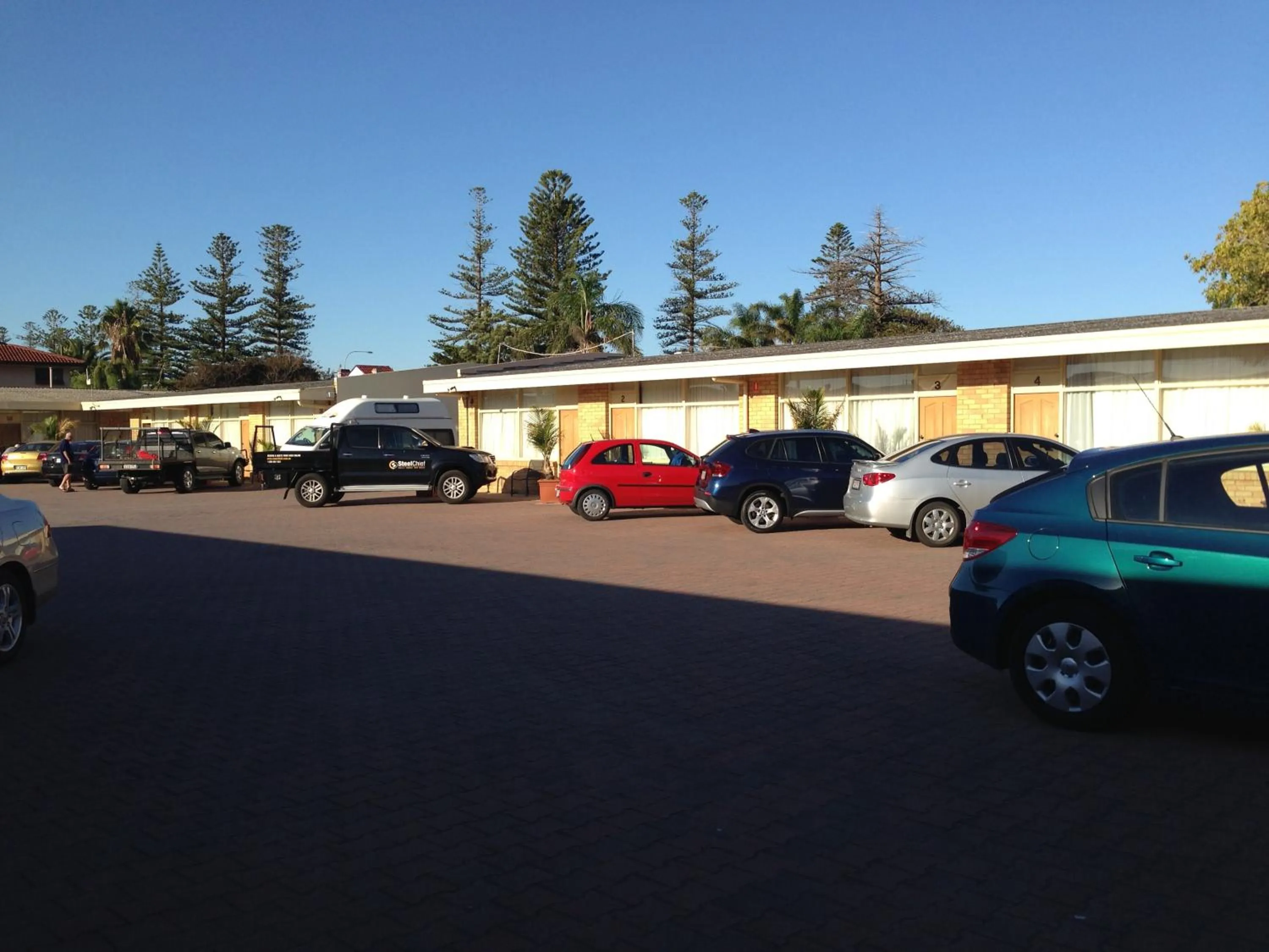 Area and facilities in Glenelg Motel