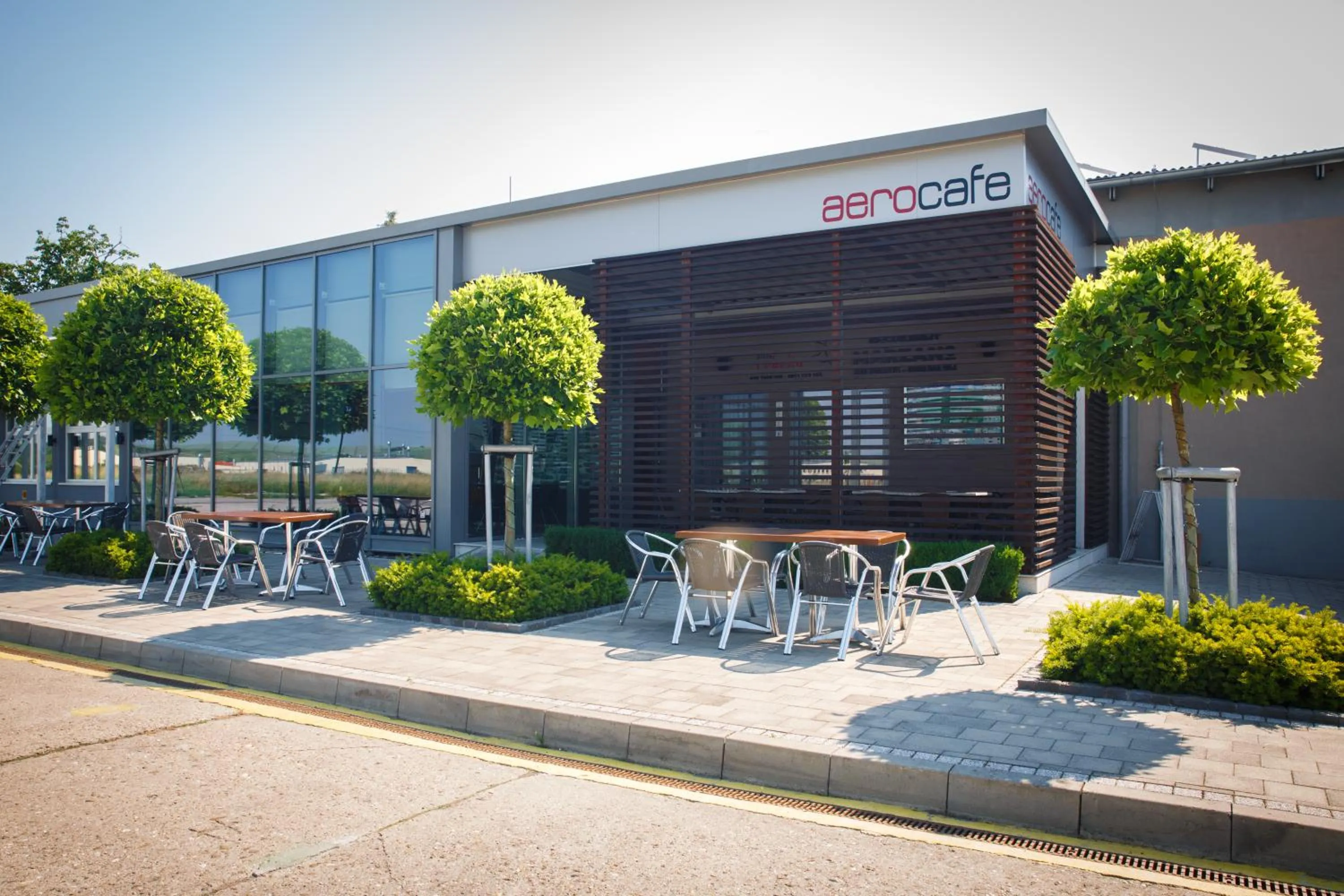 Restaurant/places to eat in AeroCafe