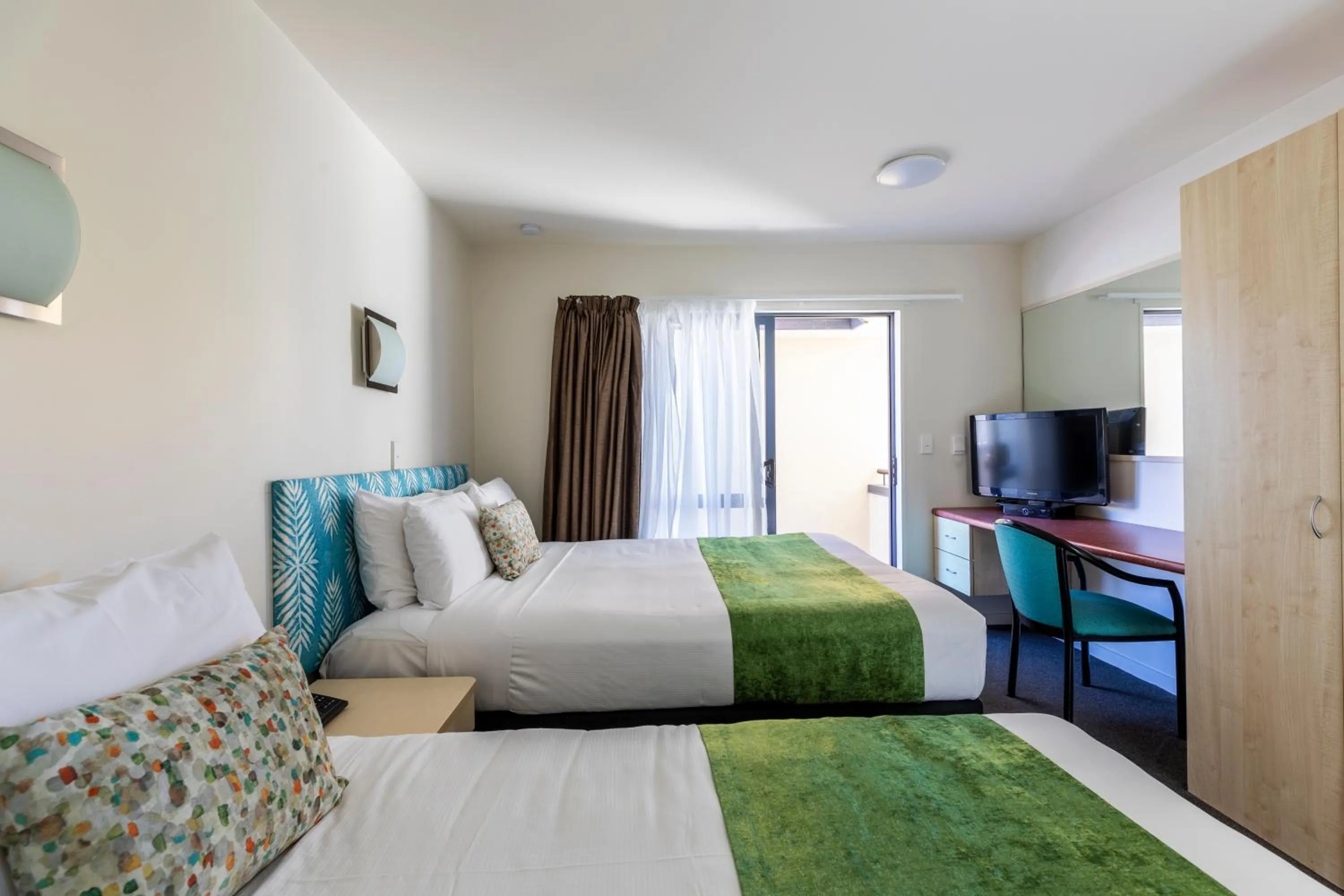 Bedroom, Bed in Bella Vista Motel Wellington