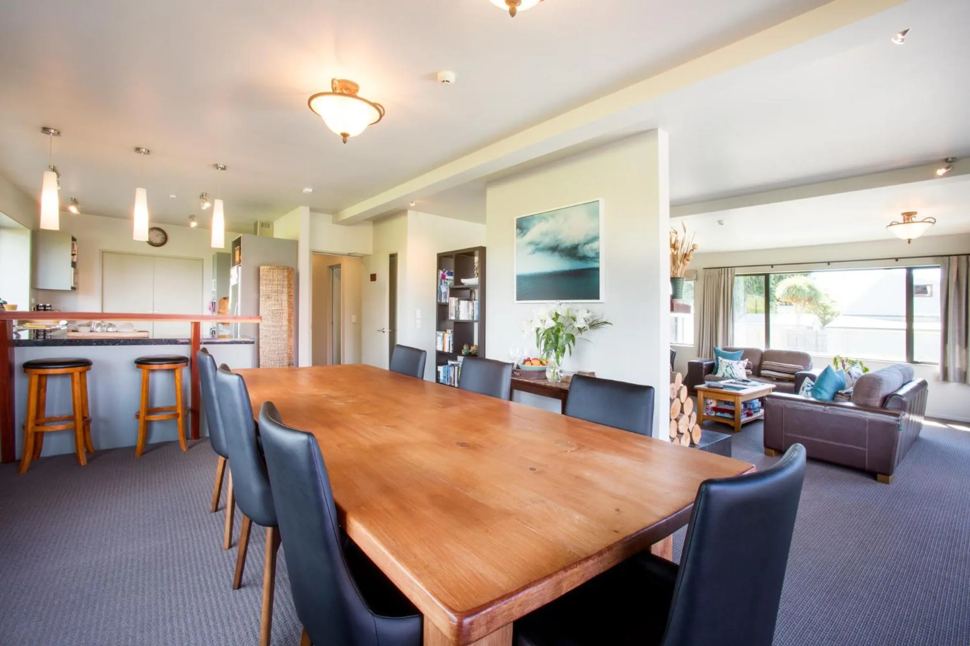 Dining area in Manuka Lodge B&B
