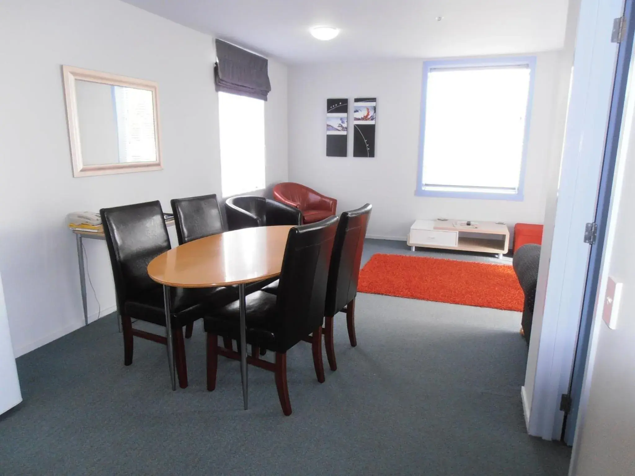 Seating area, Dining Area in Best Western Wellington