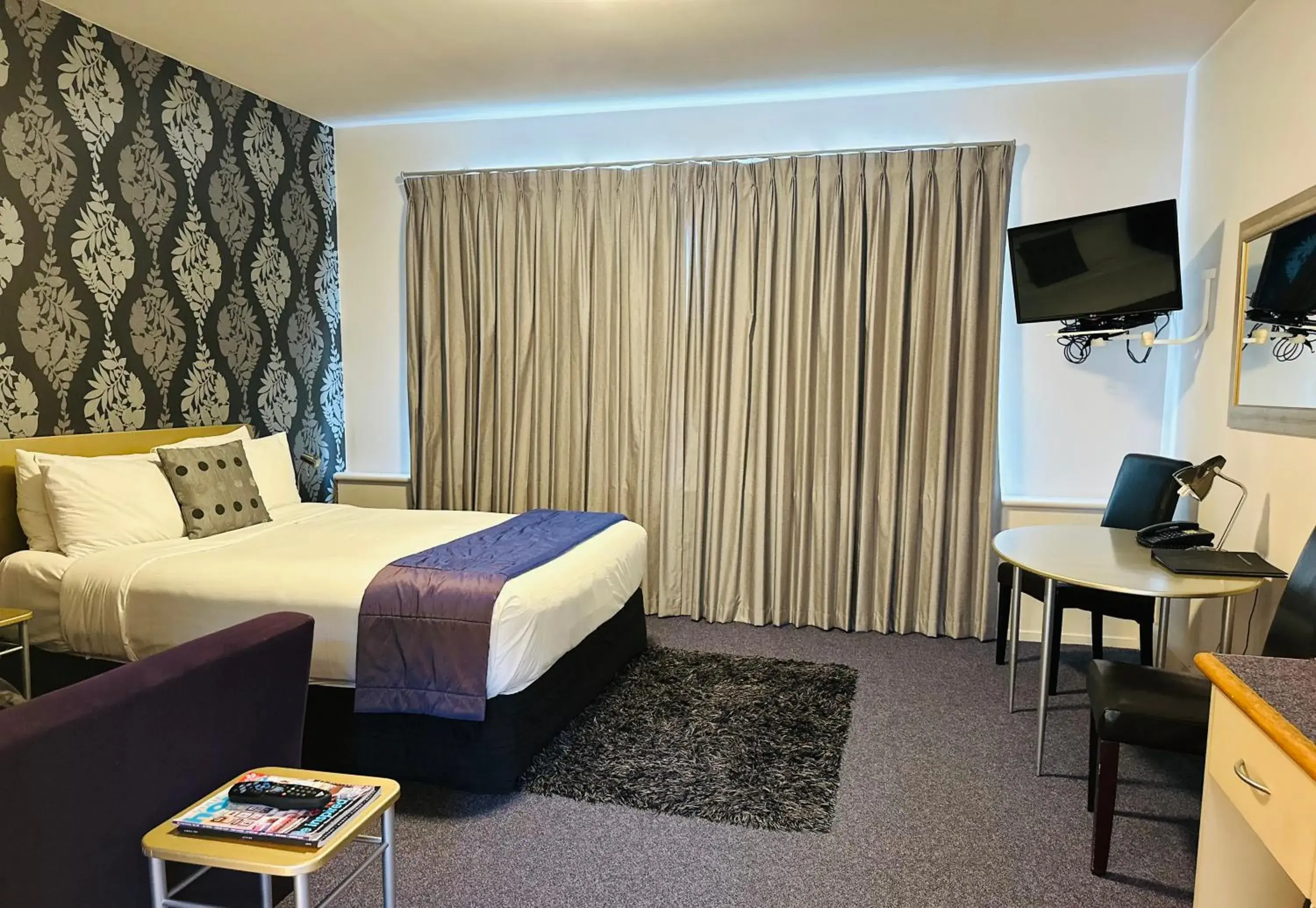 Bedroom, Bed in Best Western Wellington