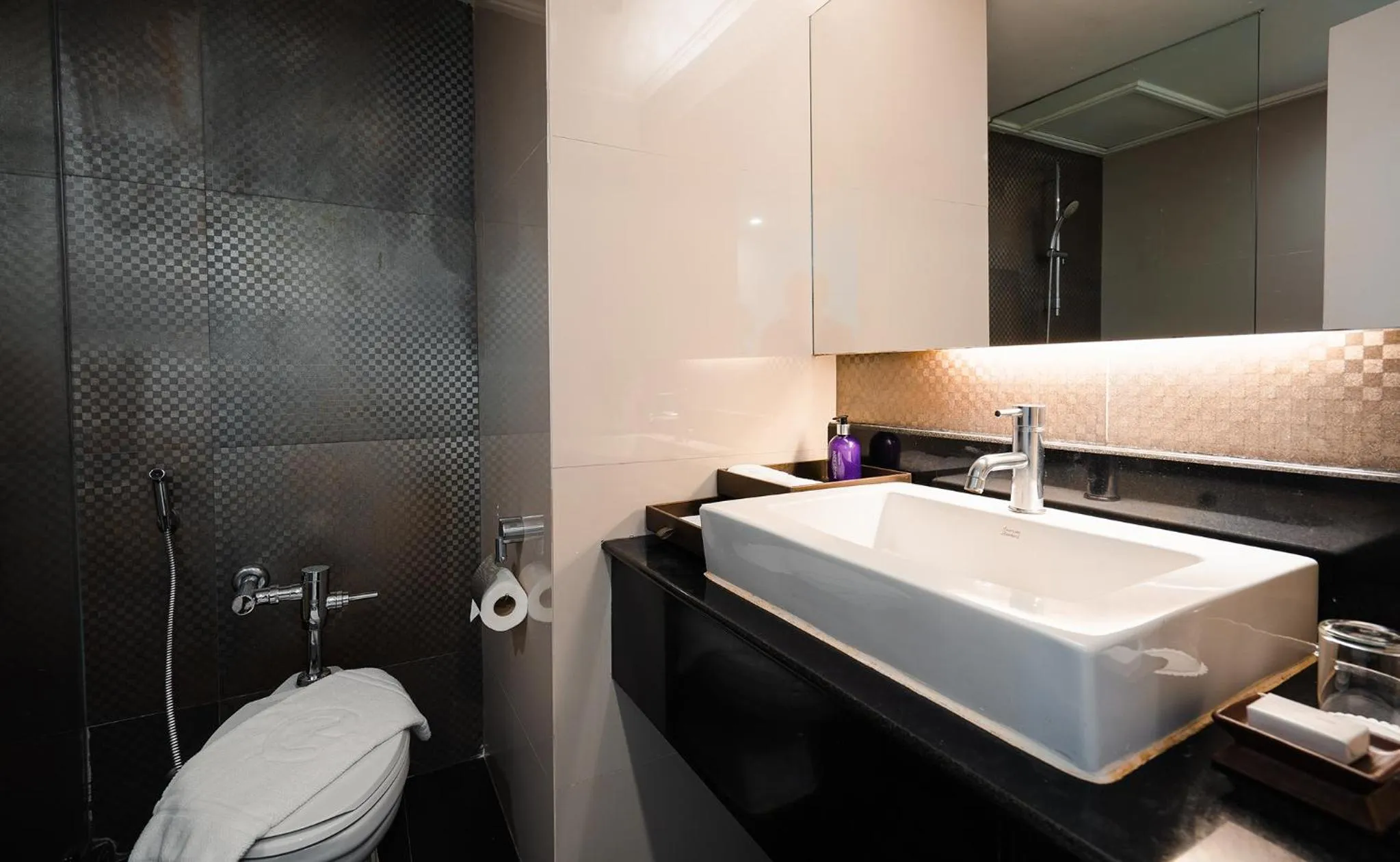 Bathroom in Centara Hotel Hat Yai
