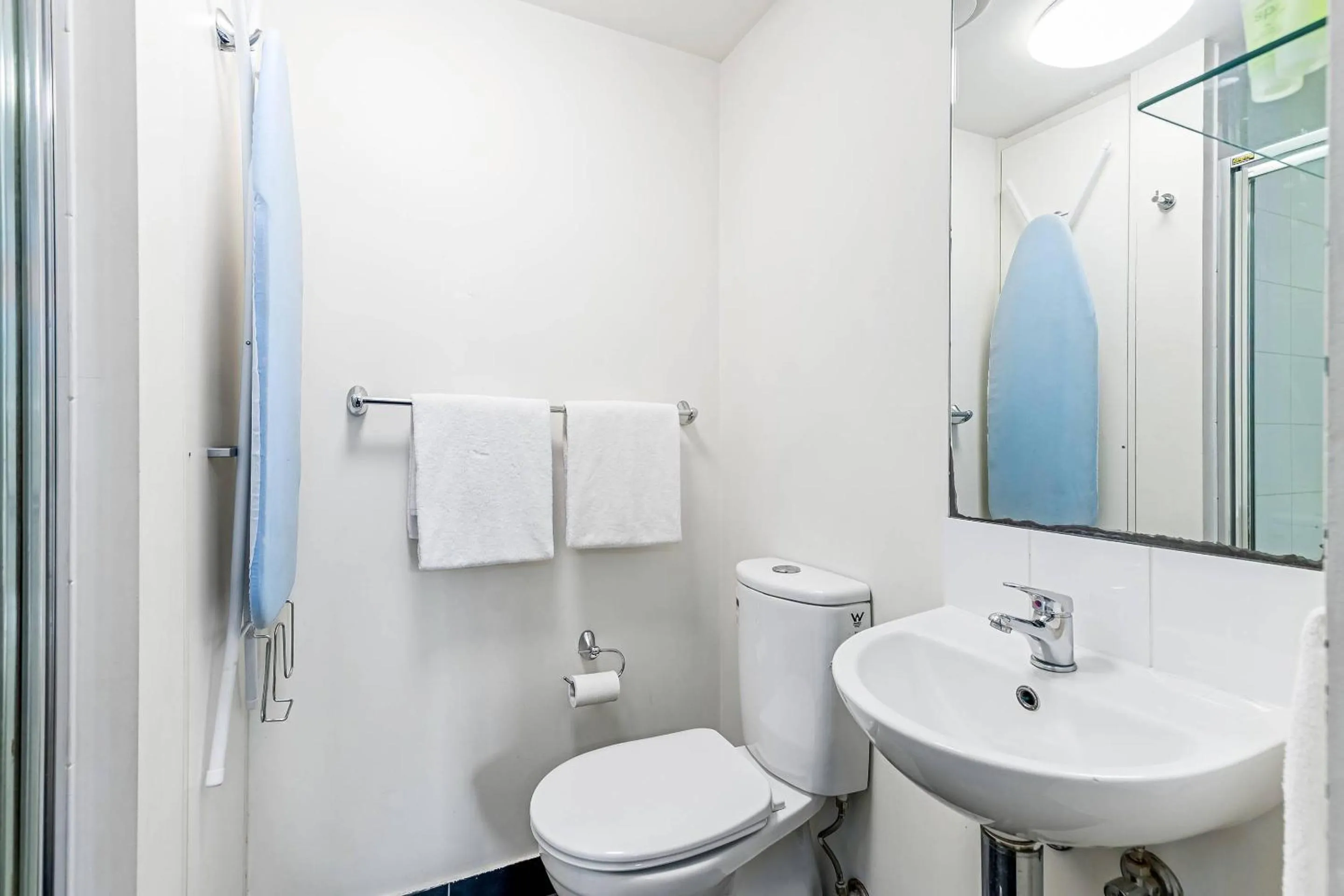 Bedroom in Quality Apartments North Melbourne