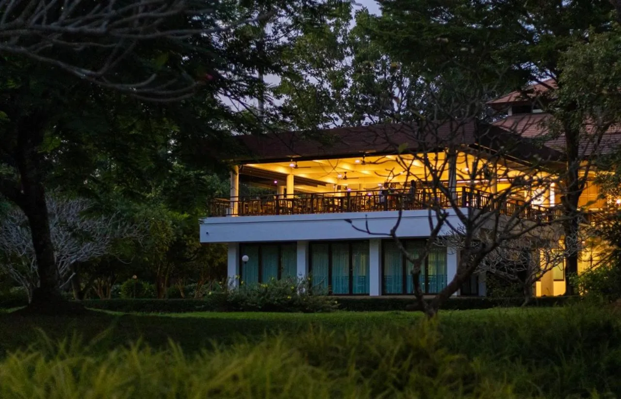 Restaurant/places to eat in Mae Jo Golf Resort & Spa