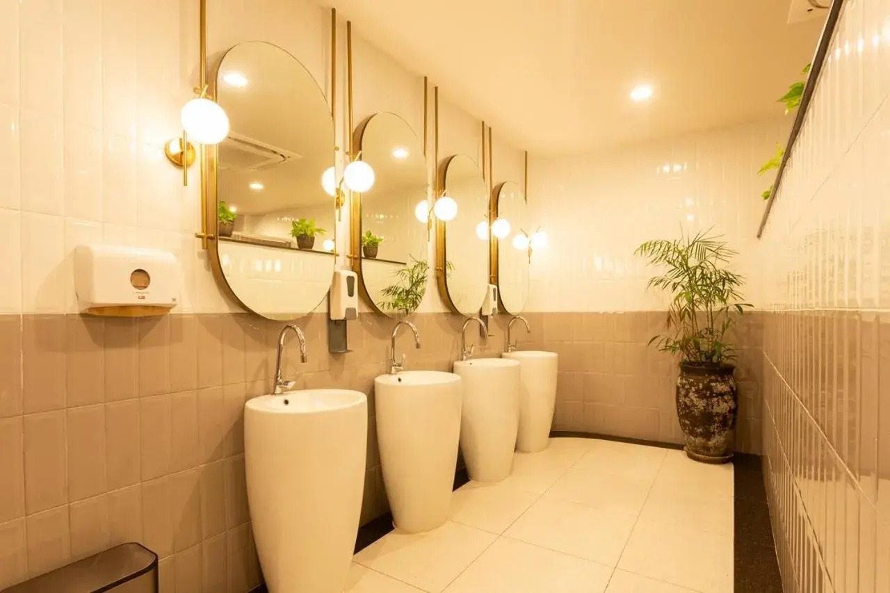 Property building in Mae Jo Golf Resort & Spa Property building in Mae Jo Golf Resort & Spa