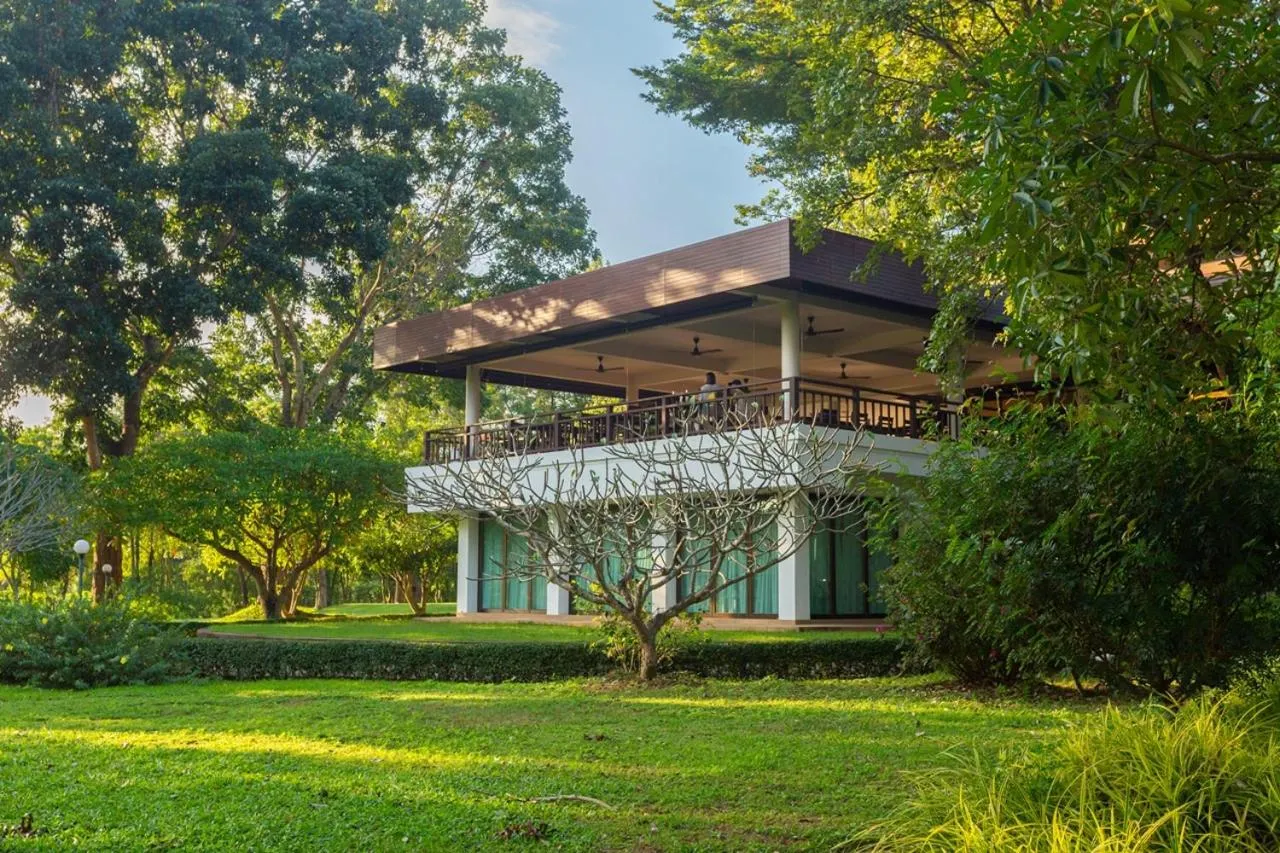 Restaurant/places to eat in Mae Jo Golf Resort & Spa