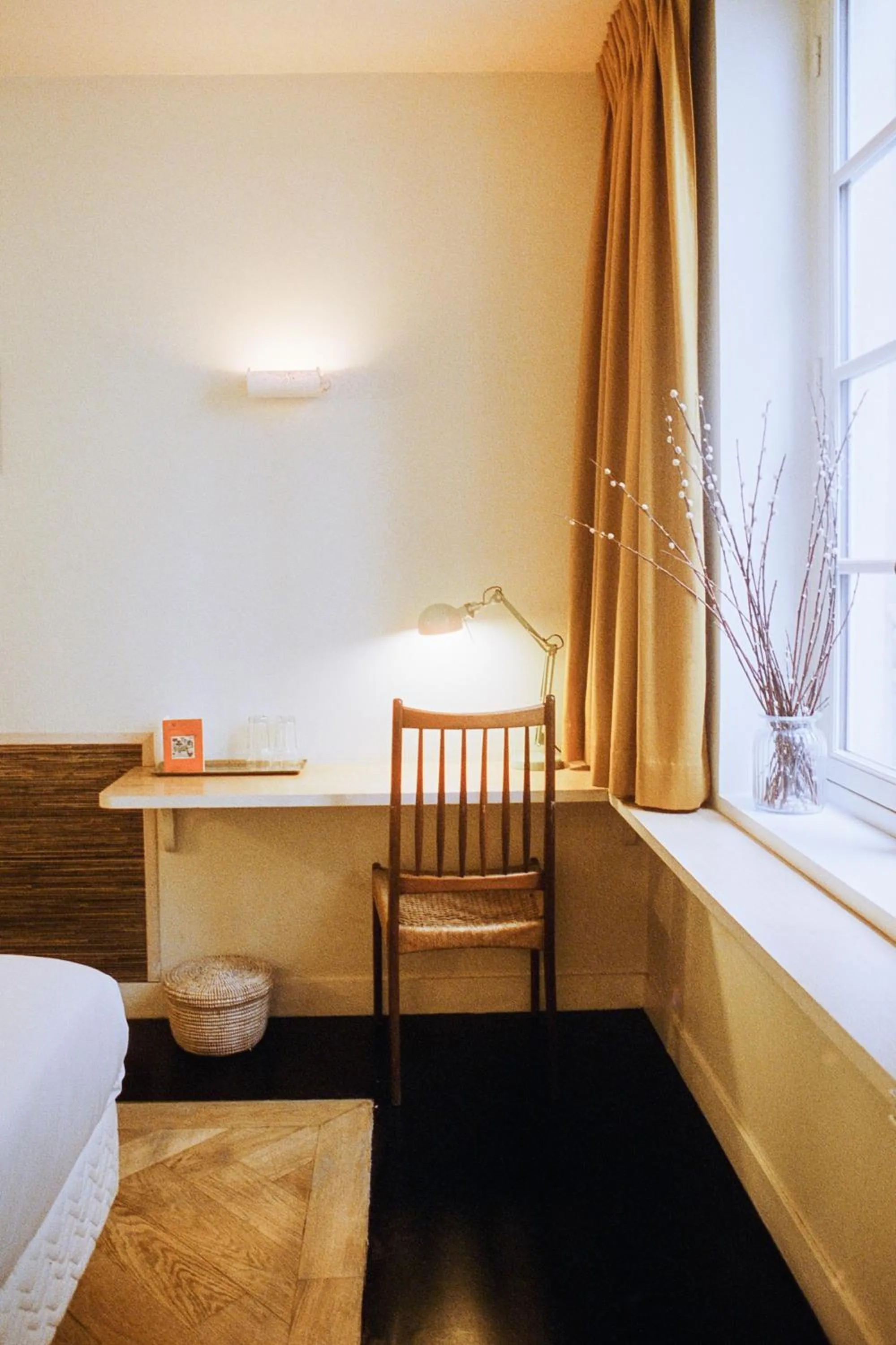 Photo of the whole room, Bed in Hotel Habituel