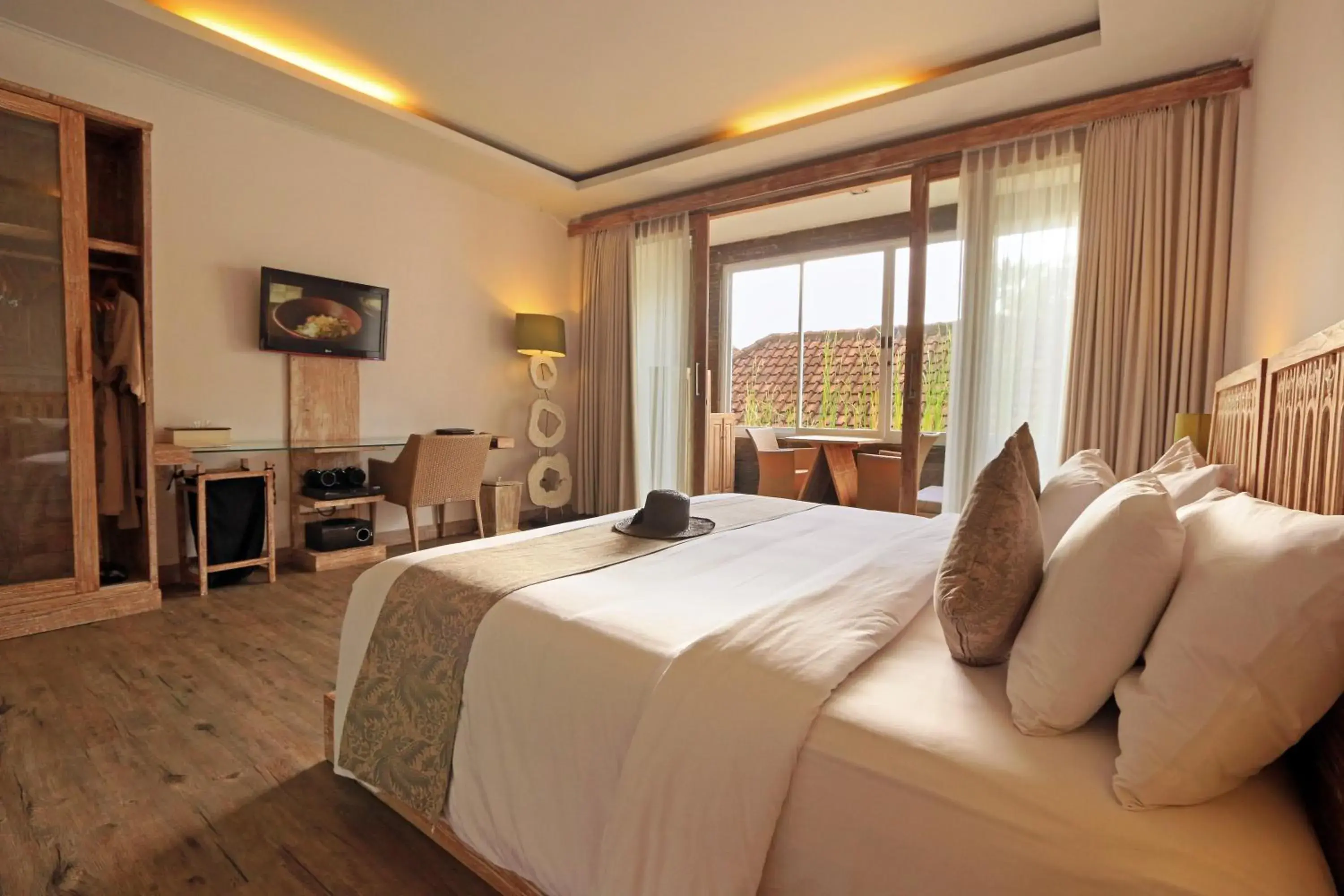 Deluxe Double or Twin Room in KajaNe Mua at Ubud Bali Deluxe Double or Twin Room in KajaNe Mua at Ubud Bali