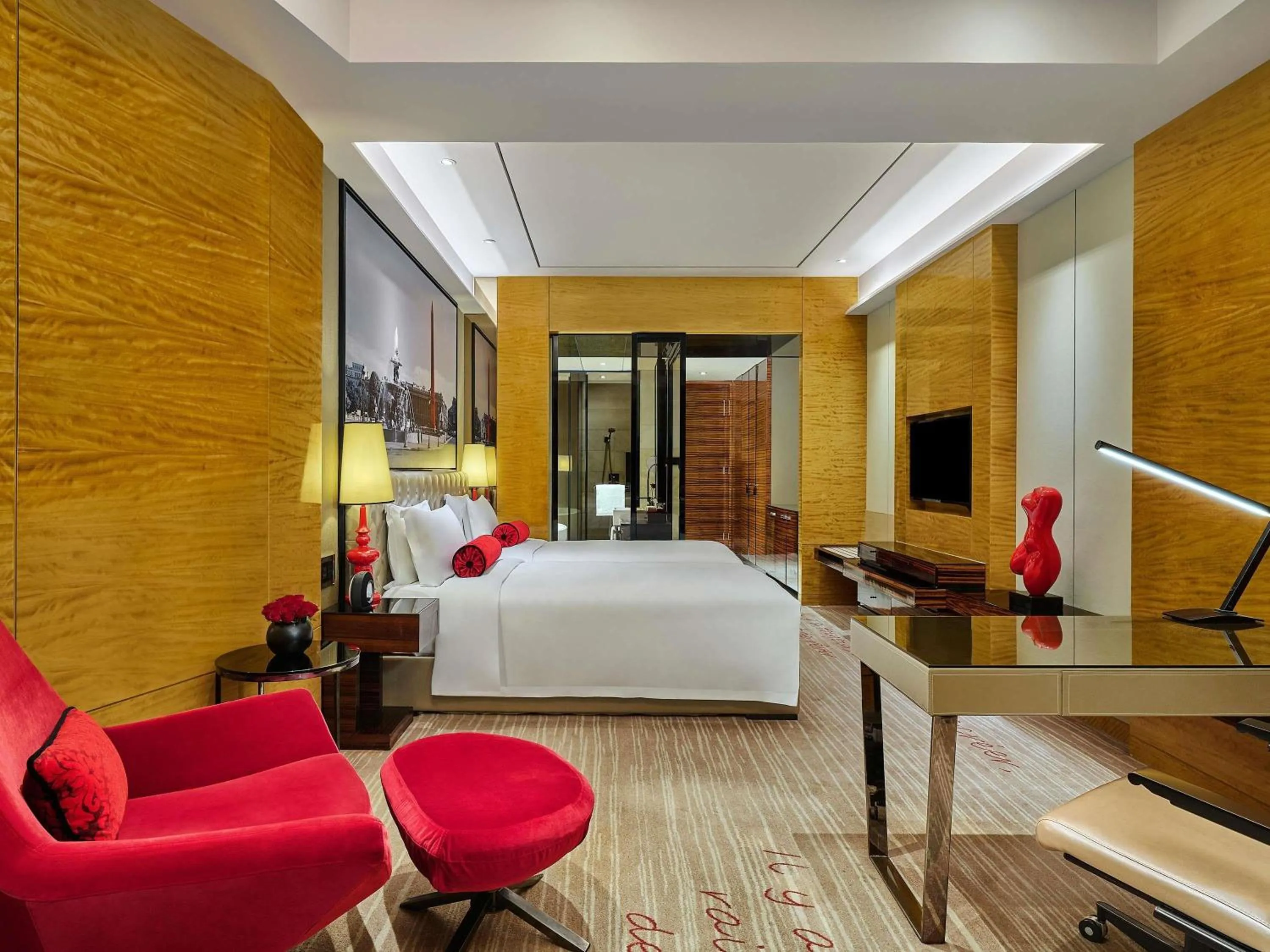 Bedroom, Bed in Sofitel Guangzhou Sunrich