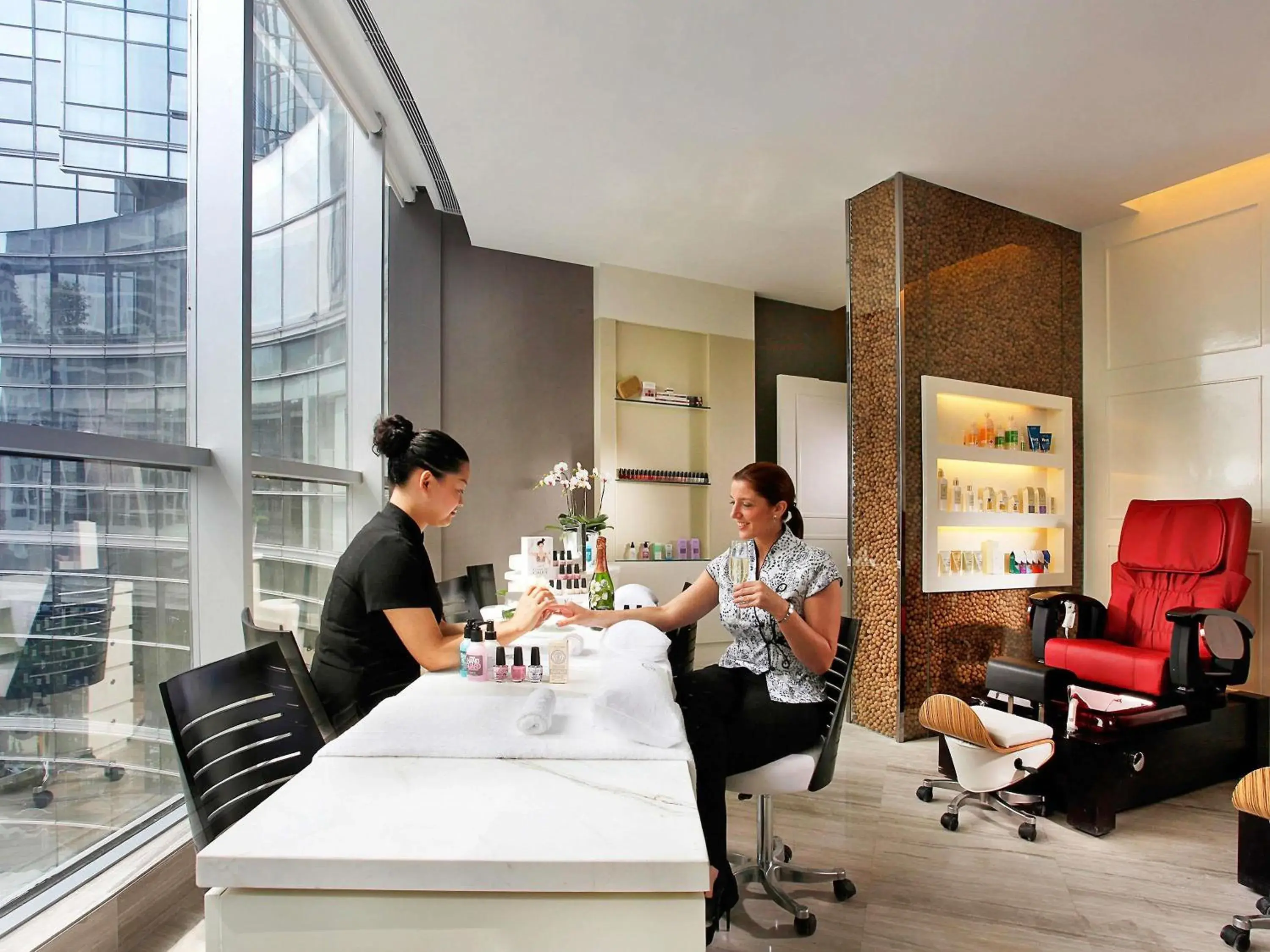 Spa and wellness centre/facilities in Sofitel Guangzhou Sunrich Spa and wellness centre/facilities in Sofitel Guangzhou Sunrich