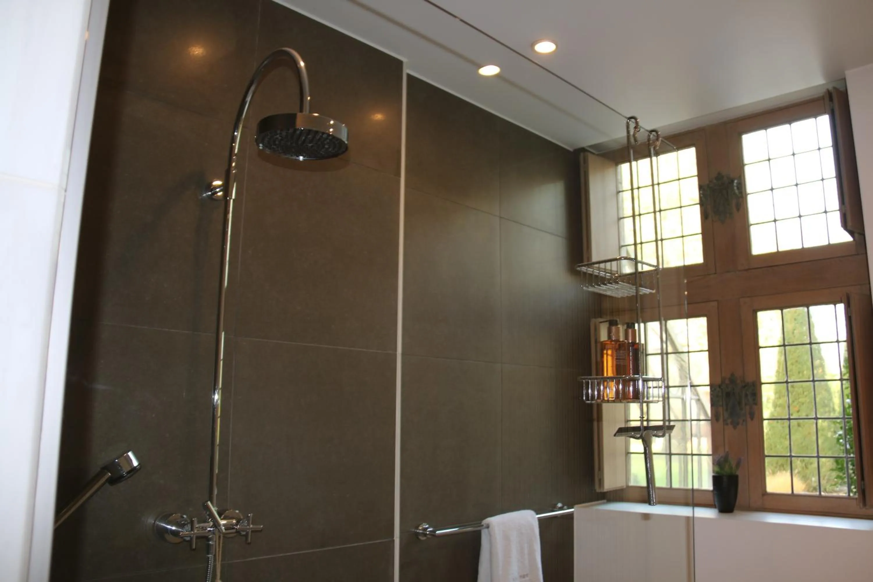 Bathroom in Hof Van Volmersele - Luxury B&B