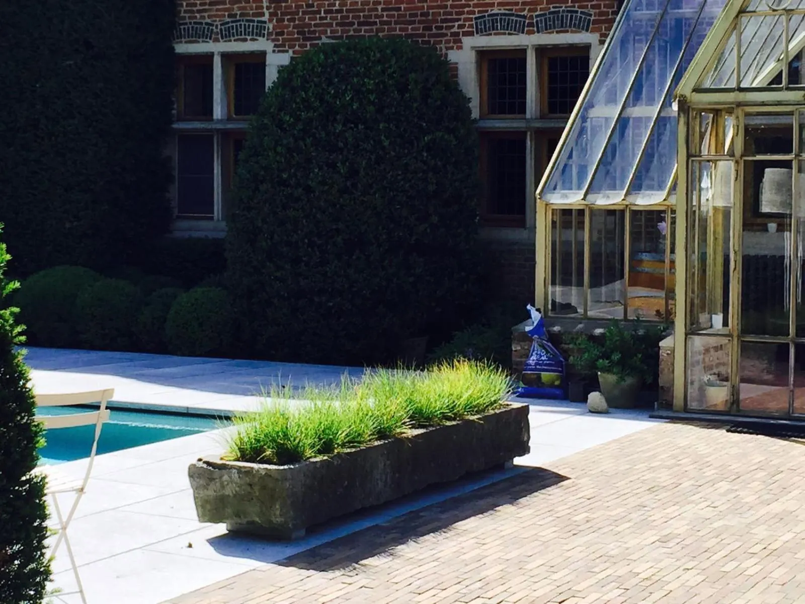 Swimming pool in Hof Van Volmersele - Luxury B&B