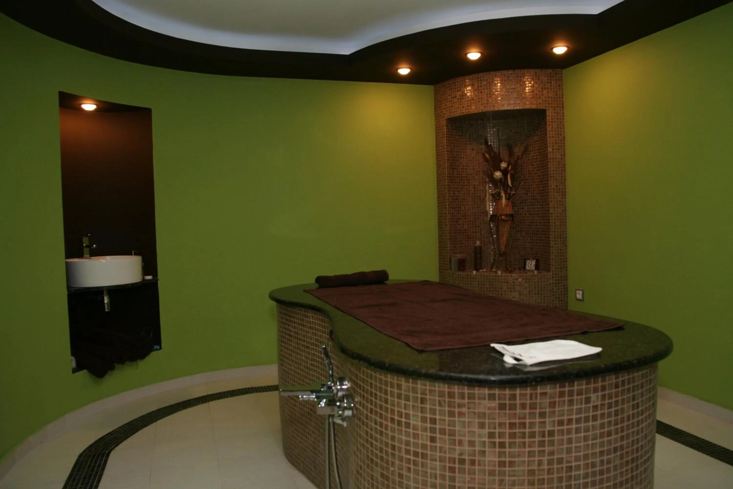 Spa and wellness centre/facilities in Spa Hotel Ata