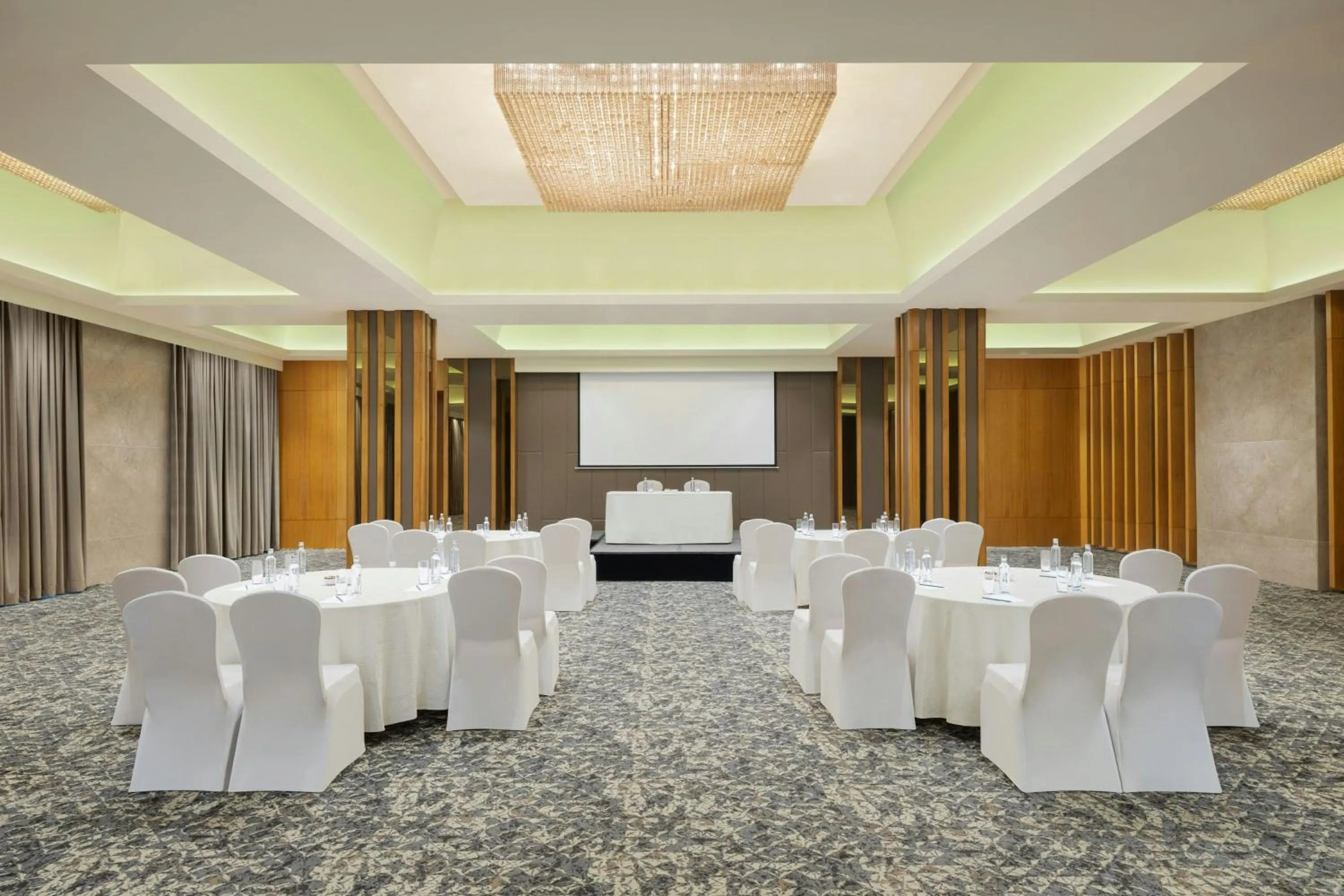 Meeting/conference room in Fairfield by Marriott Amritsar