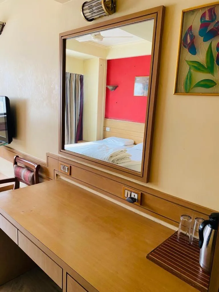 Bed in Hotel Midland