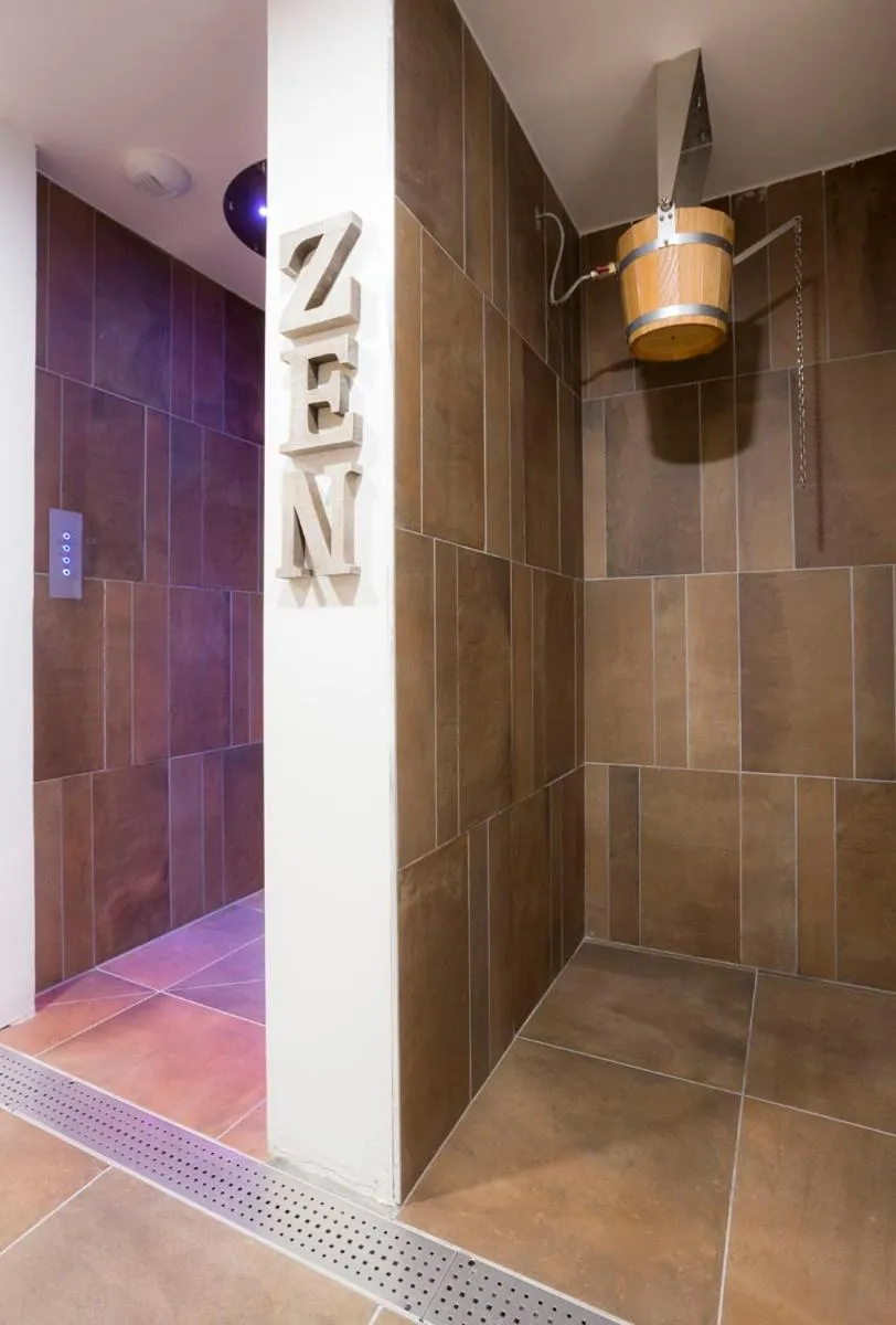 Spa and wellness centre/facilities in TERRESENS - Le Hameau de Barthélémy