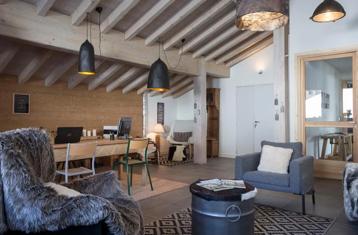 Lobby or reception in TERRESENS - Le Hameau de Barthélémy