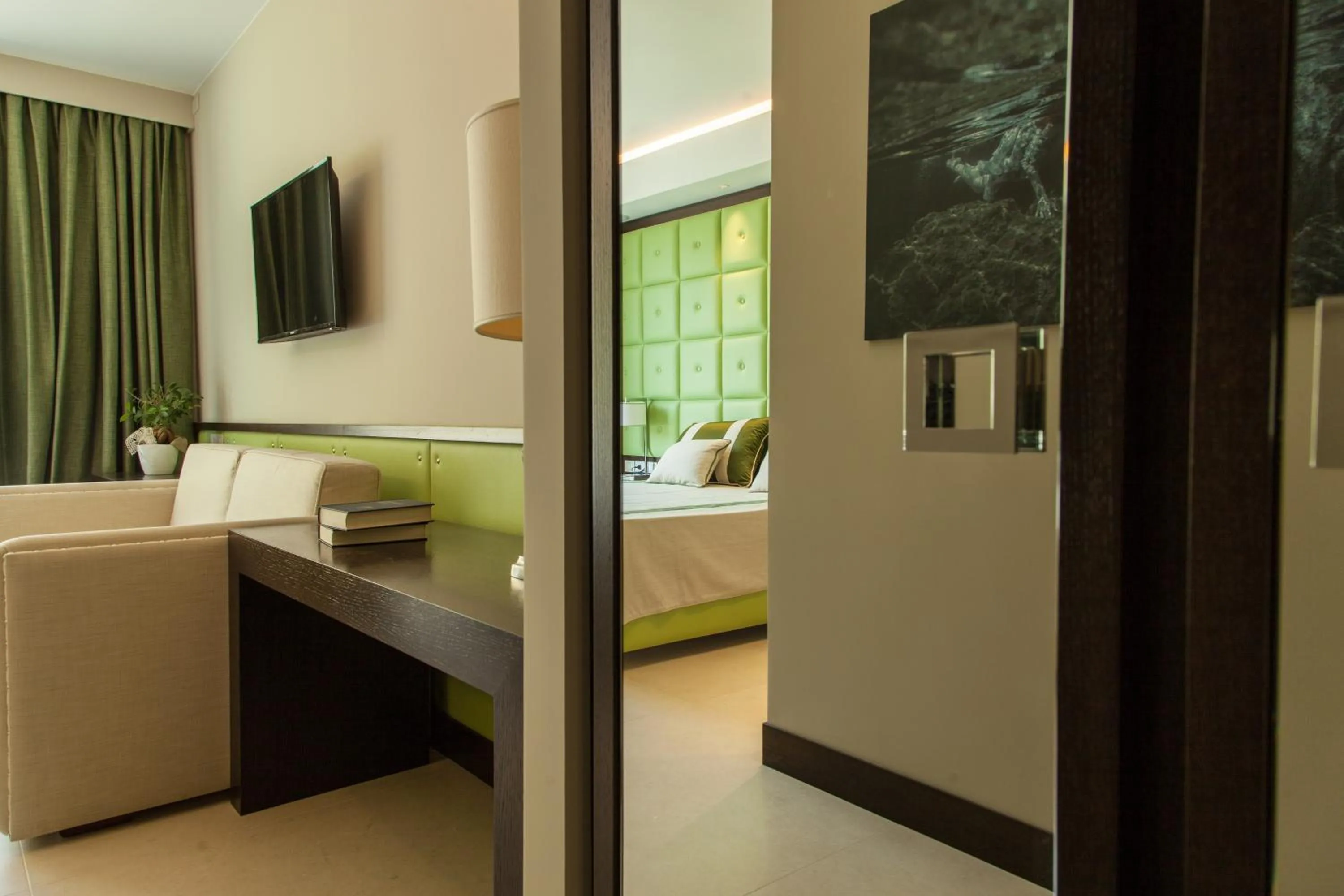 Living room, Bed in Ngonia Bay Boutique Hotel