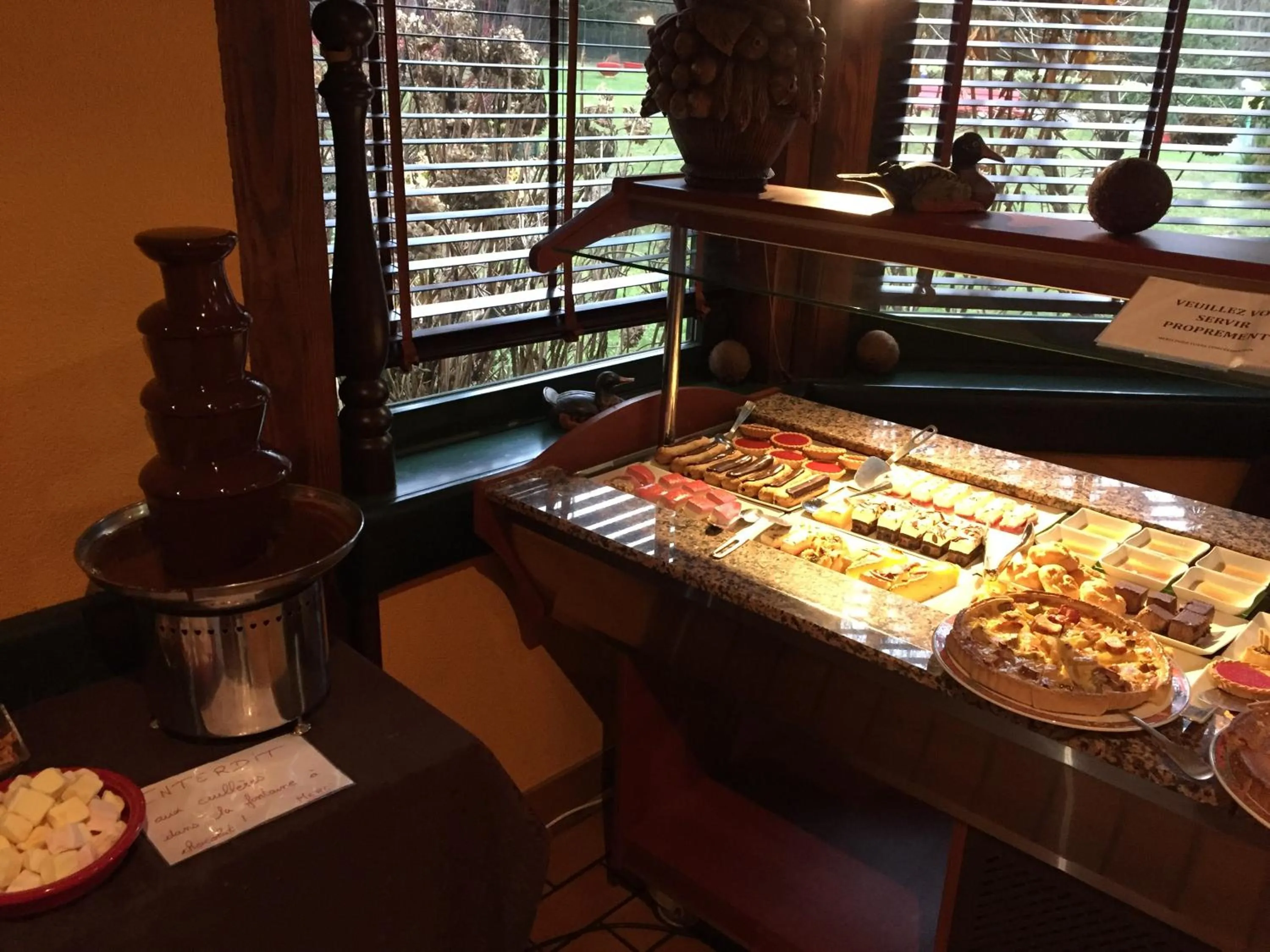 Meals in Le Pavillon