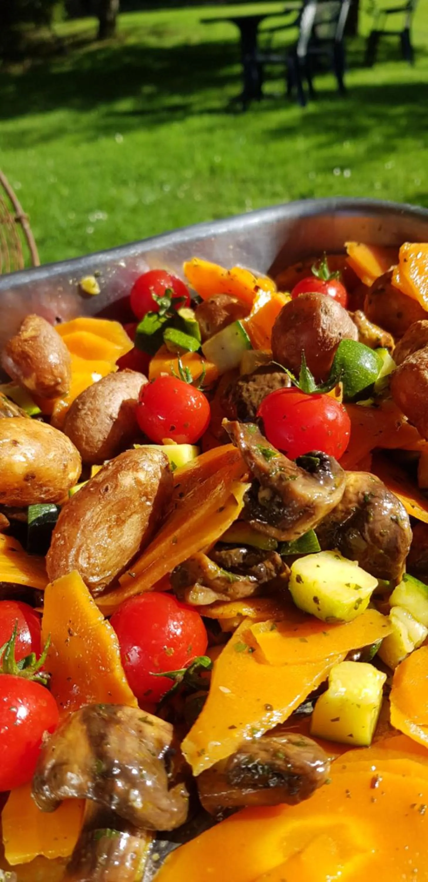 Restaurant/places to eat in Le Pavillon