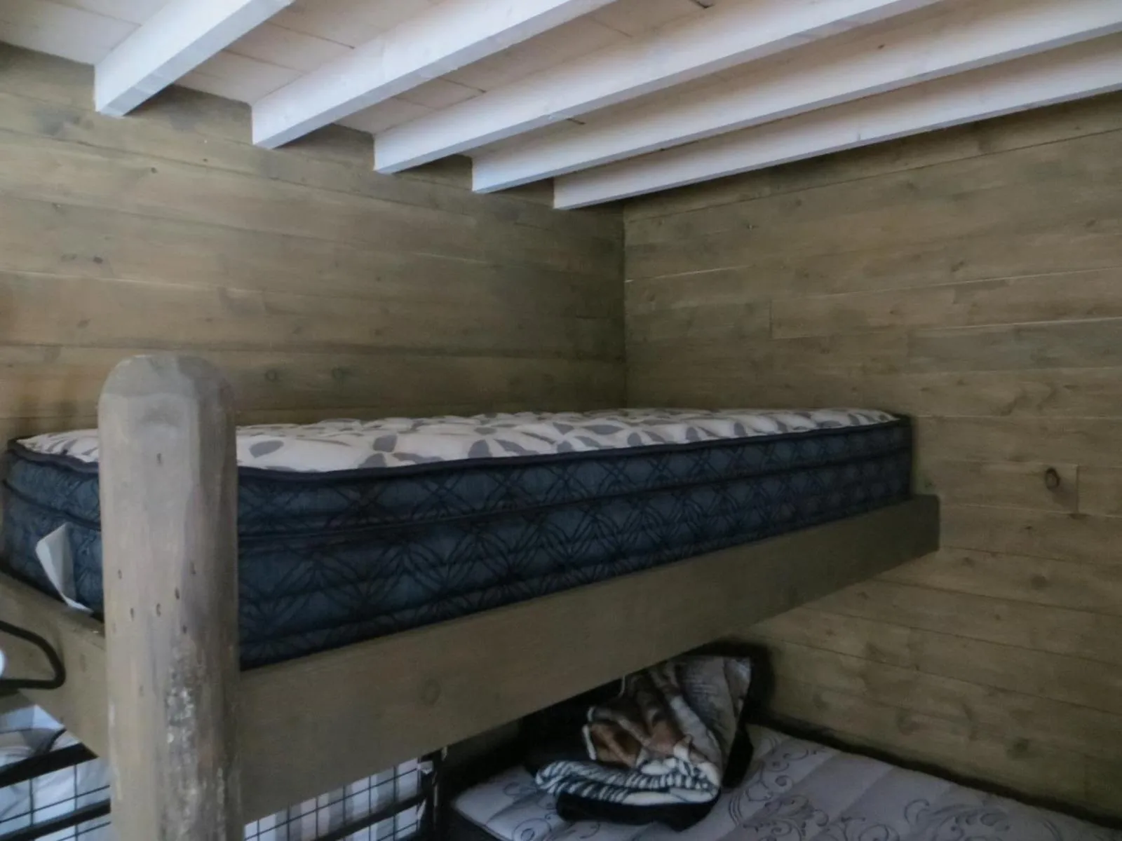 Bed in La maison sous les arbres