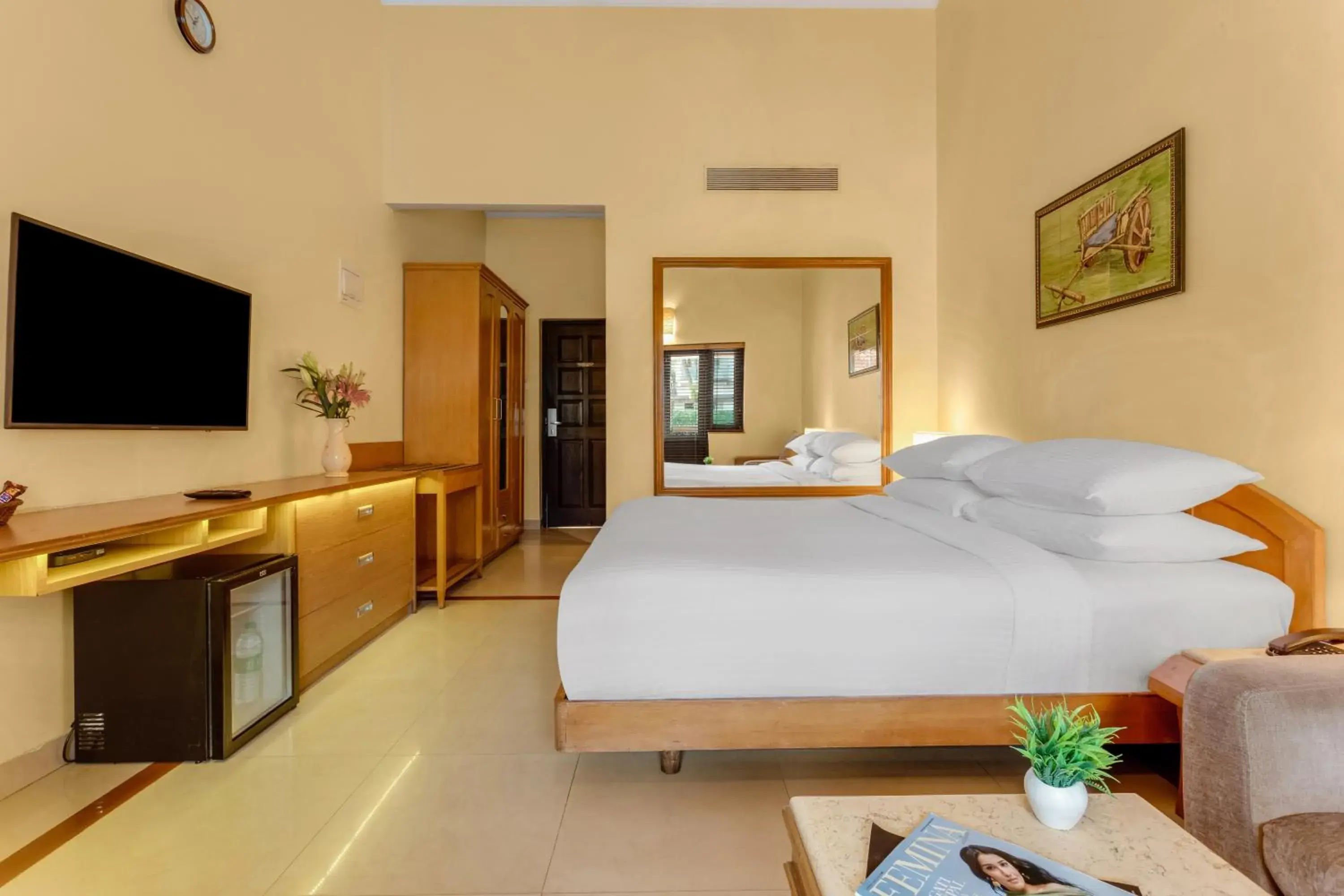 Deluxe Double Room with bathtub in Casa De Goa - Boutique Resort - Calangute Deluxe Double Room with bathtub in Casa De Goa - Boutique Resort - Calangute