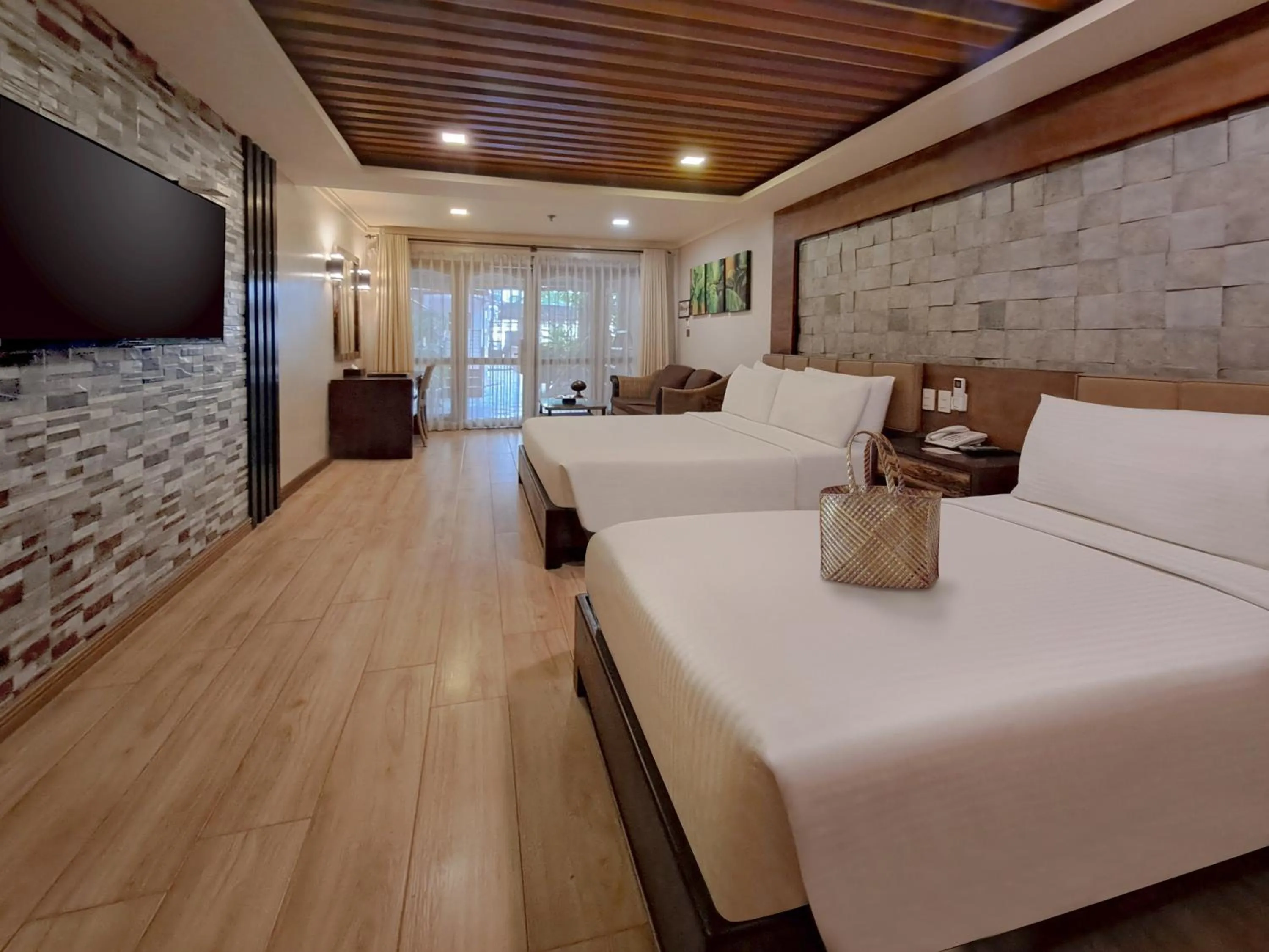 Bed in Red Coconut Beach Hotel Boracay