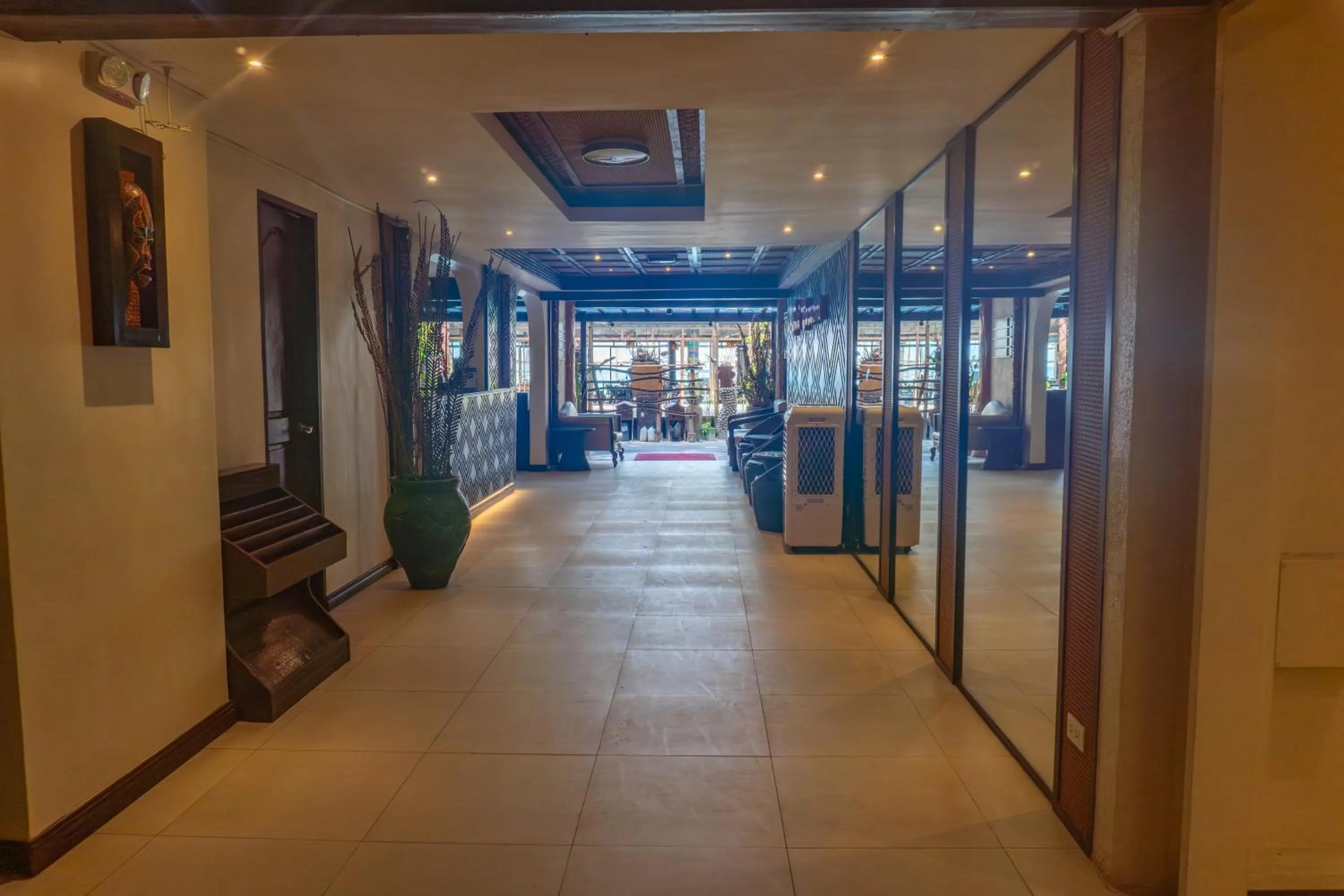 Lobby or reception in Red Coconut Beach Hotel Boracay