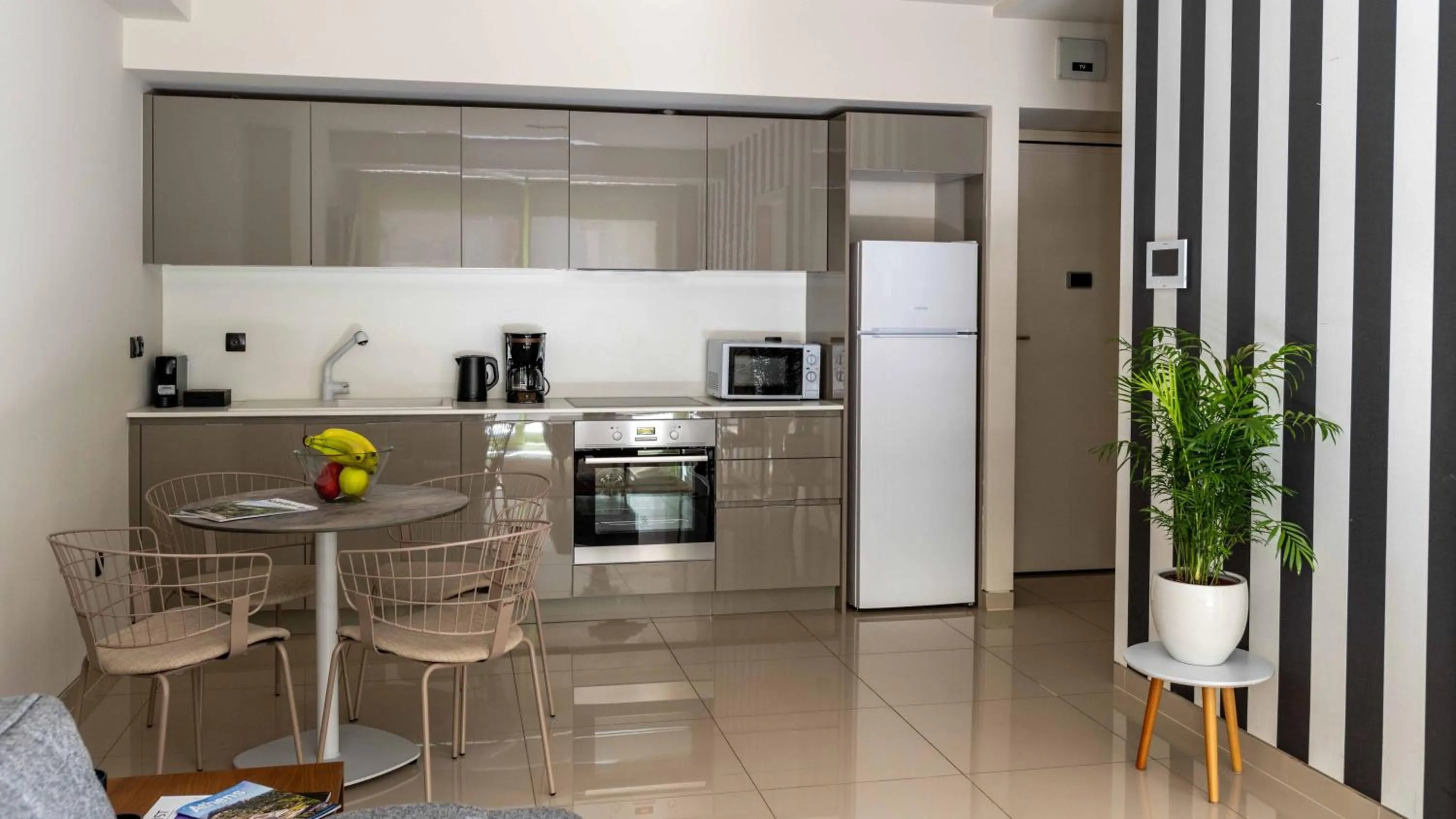 Athens Mosaico Suites & Apartments