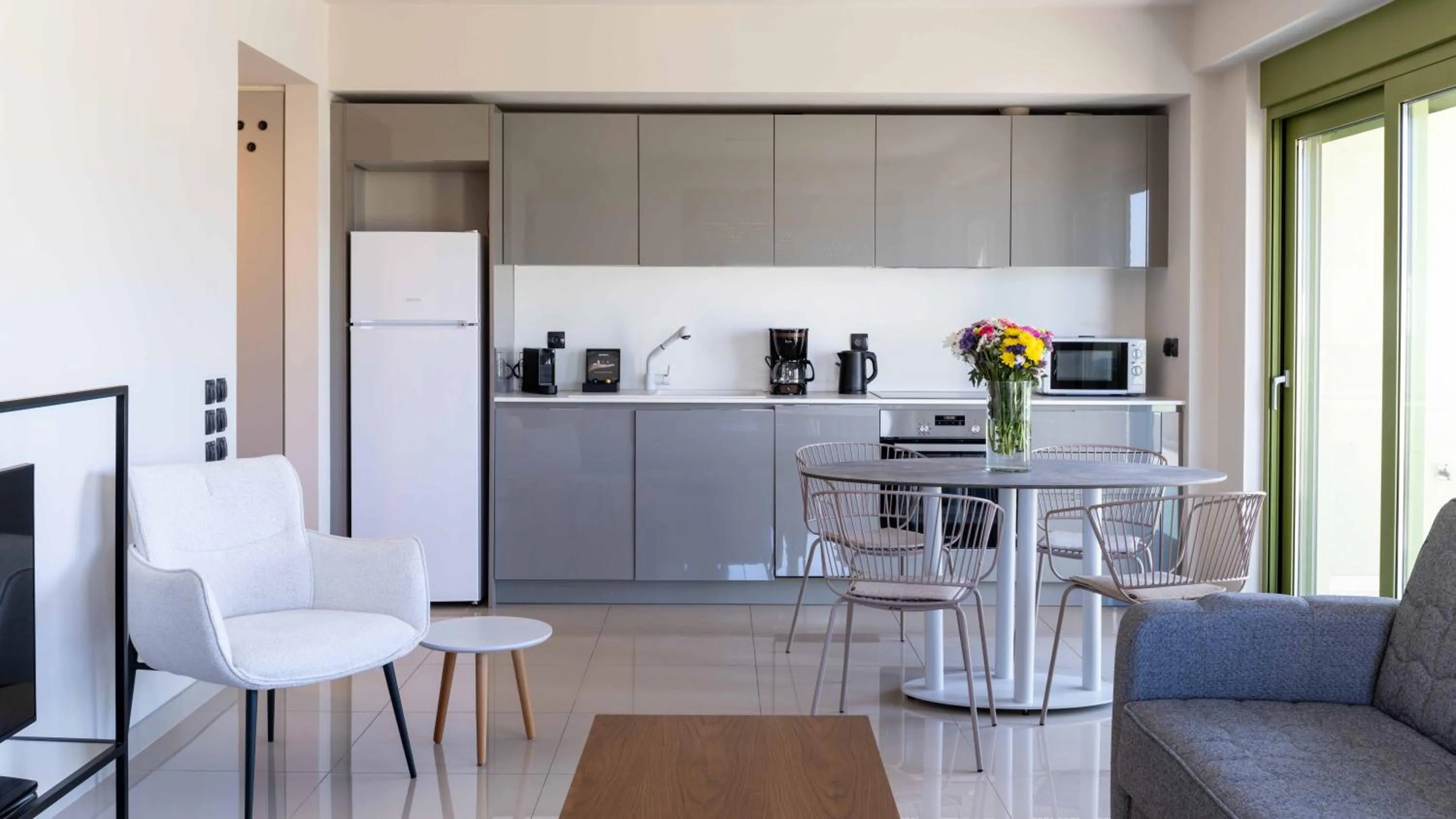 Athens Mosaico Suites & Apartments