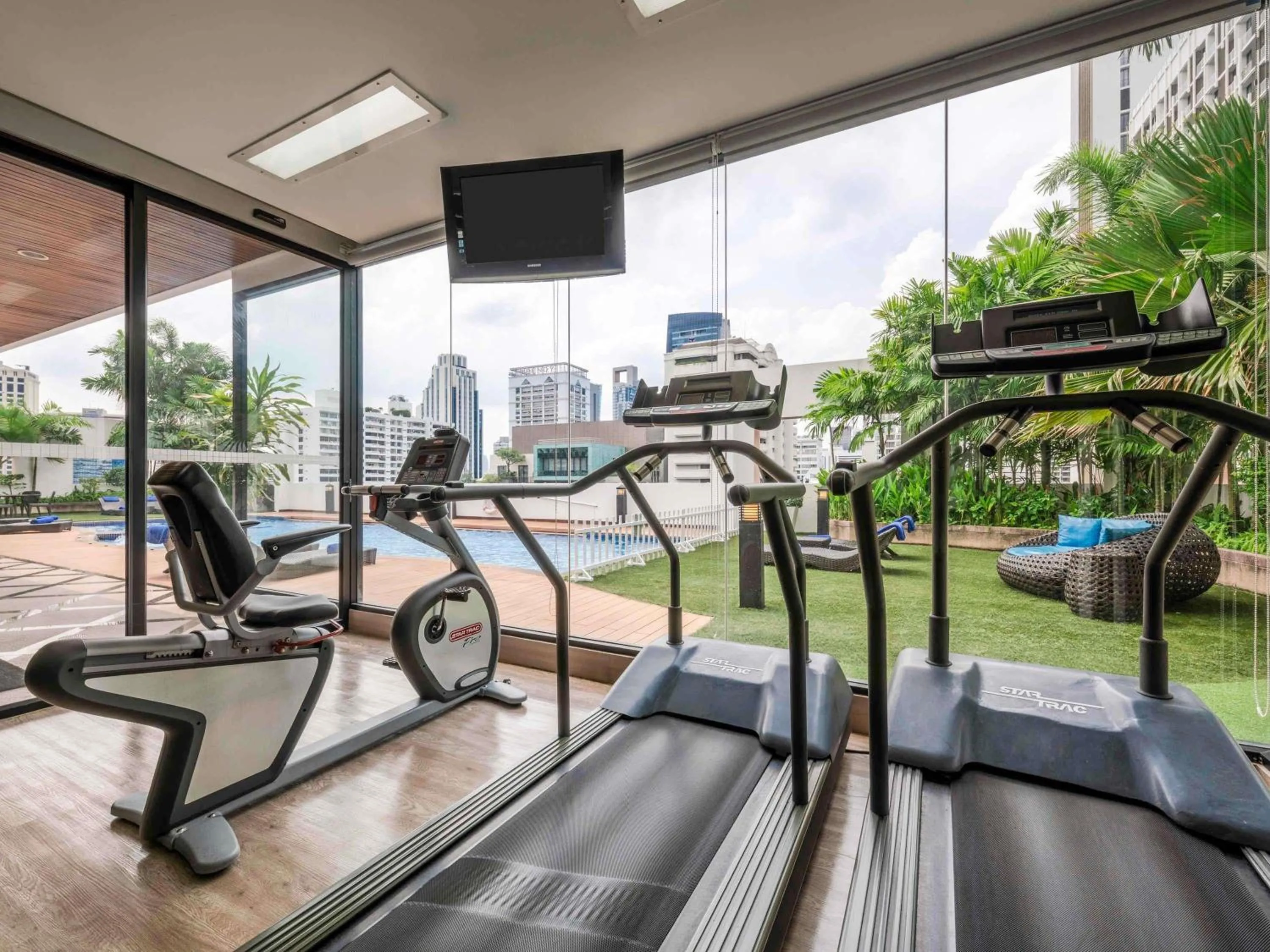 Fitness centre/facilities in Grand Mercure Bangkok Asoke Residence