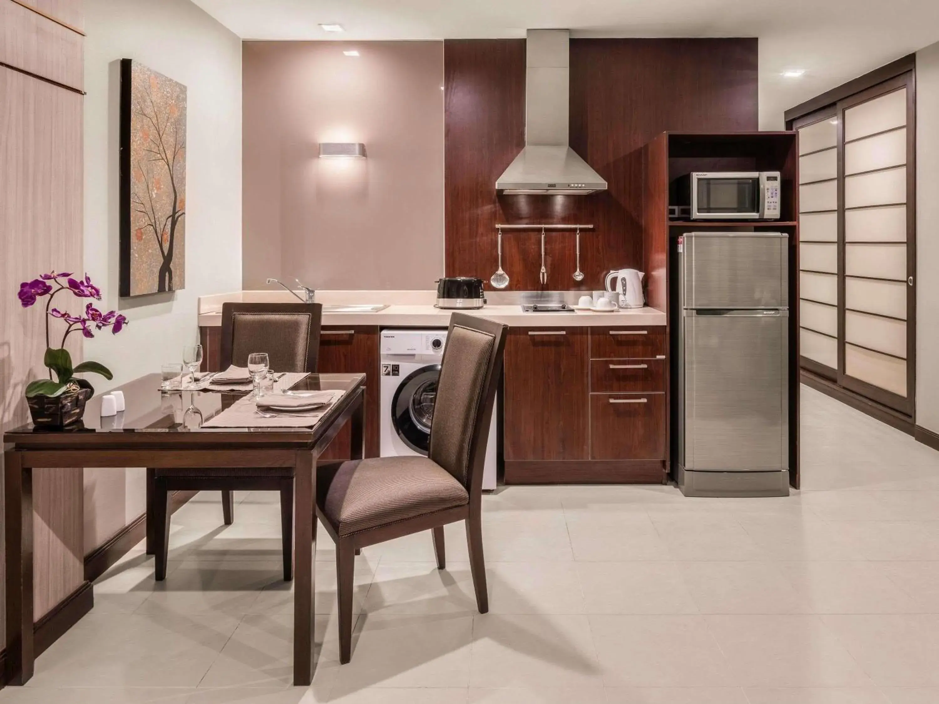 Property building in Grand Mercure Bangkok Asoke Residence Property building in Grand Mercure Bangkok Asoke Residence