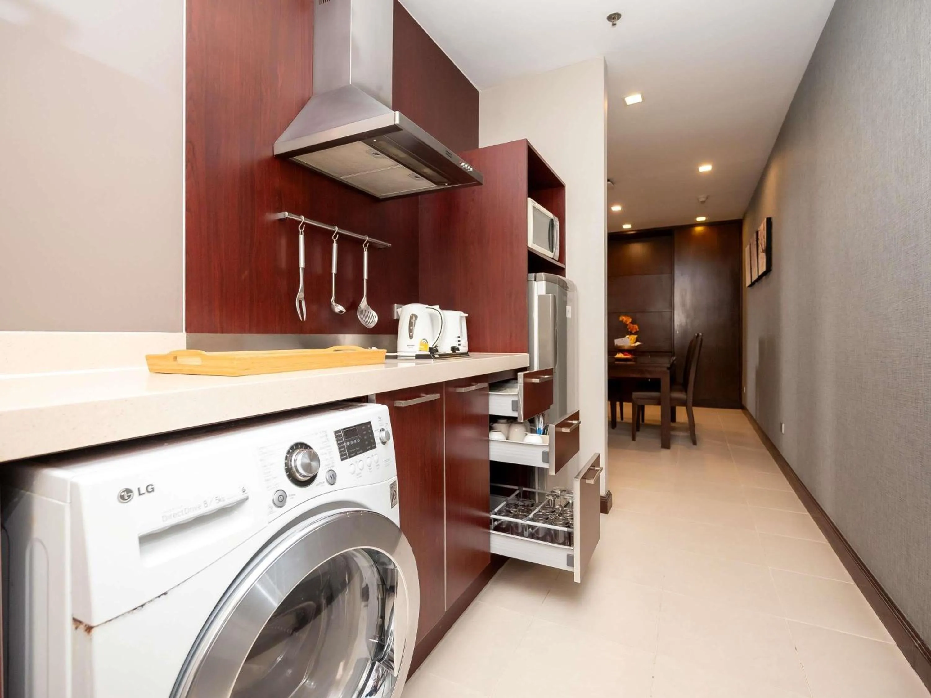 Bedroom in Grand Mercure Bangkok Asoke Residence