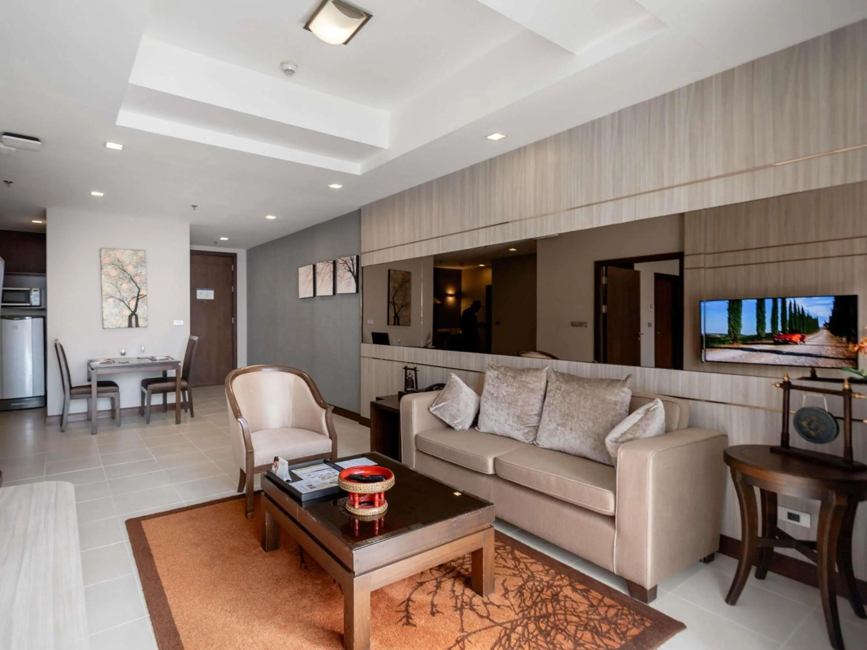 Bedroom in Grand Mercure Bangkok Asoke Residence