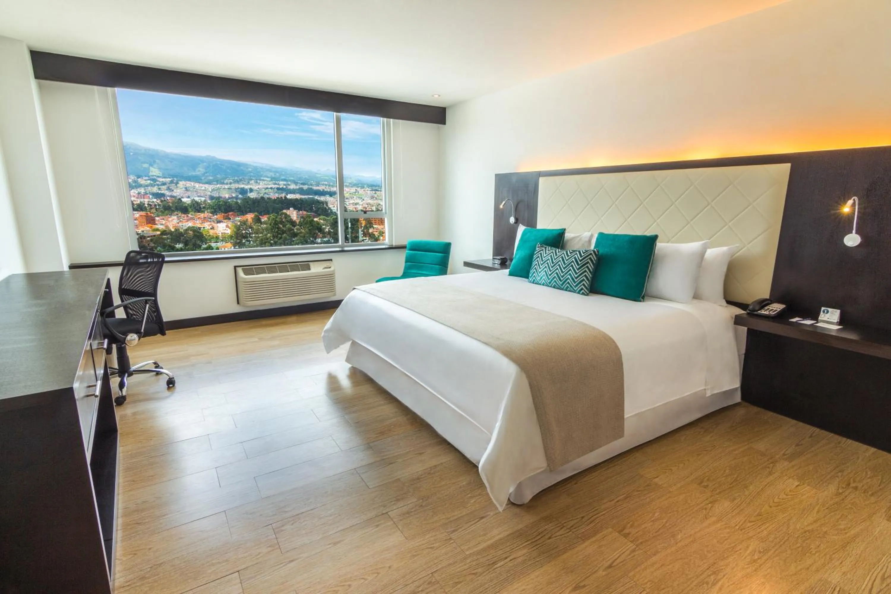 Bedroom, Bed in Four Points by Sheraton Cuenca