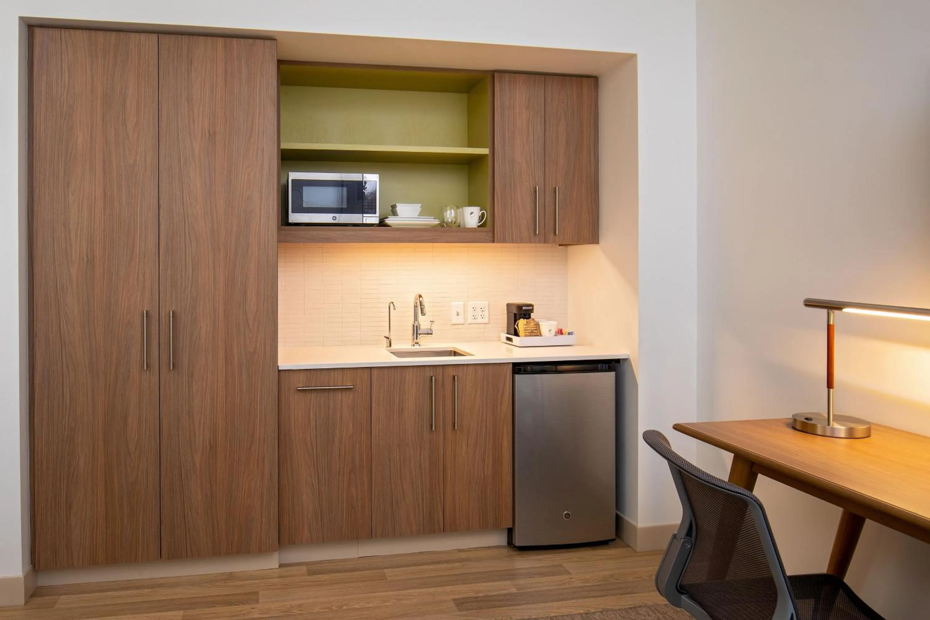 Kitchen or kitchenette in Element Moline