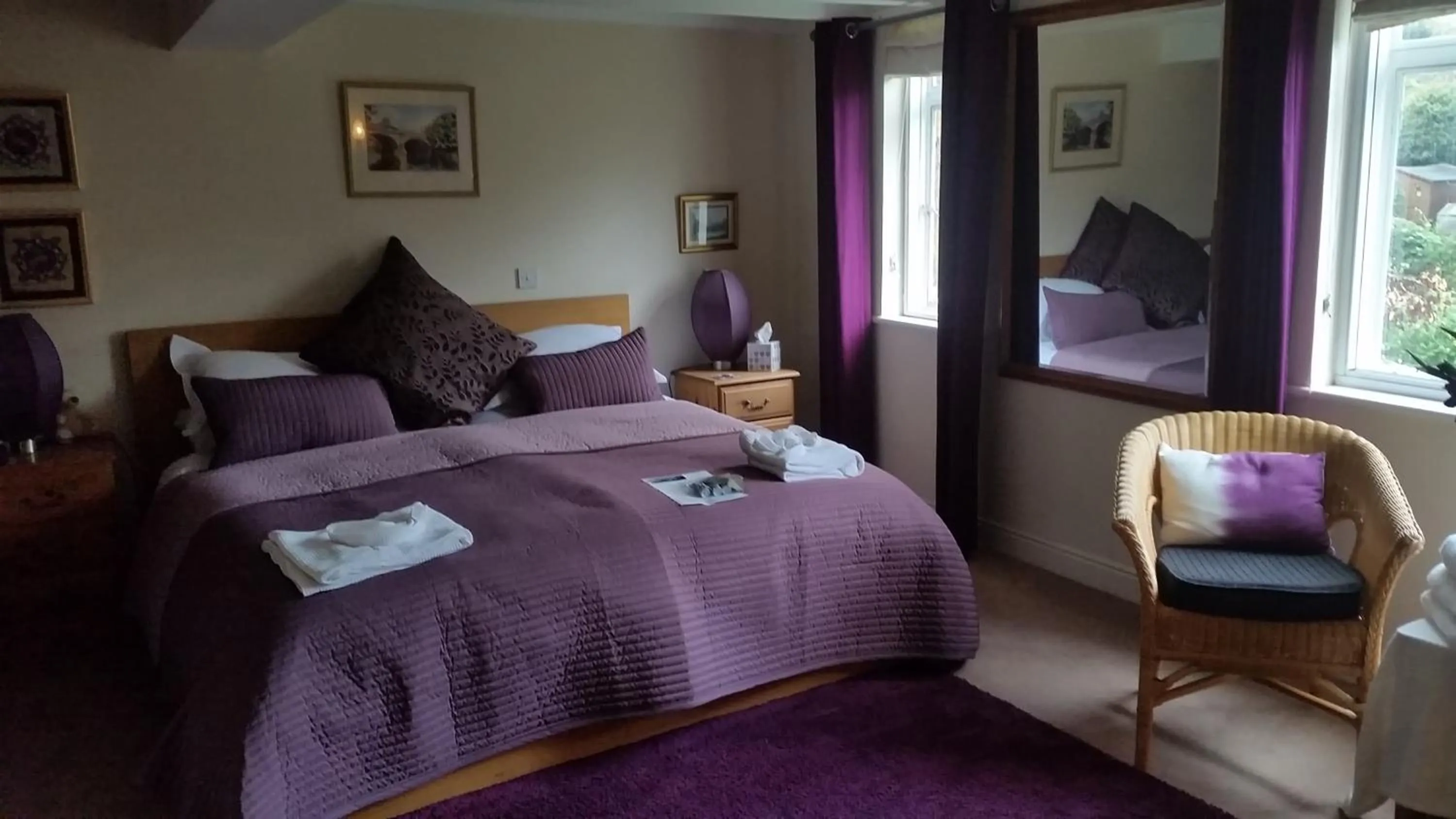 Seating area, Bed in Mackworth House Farm