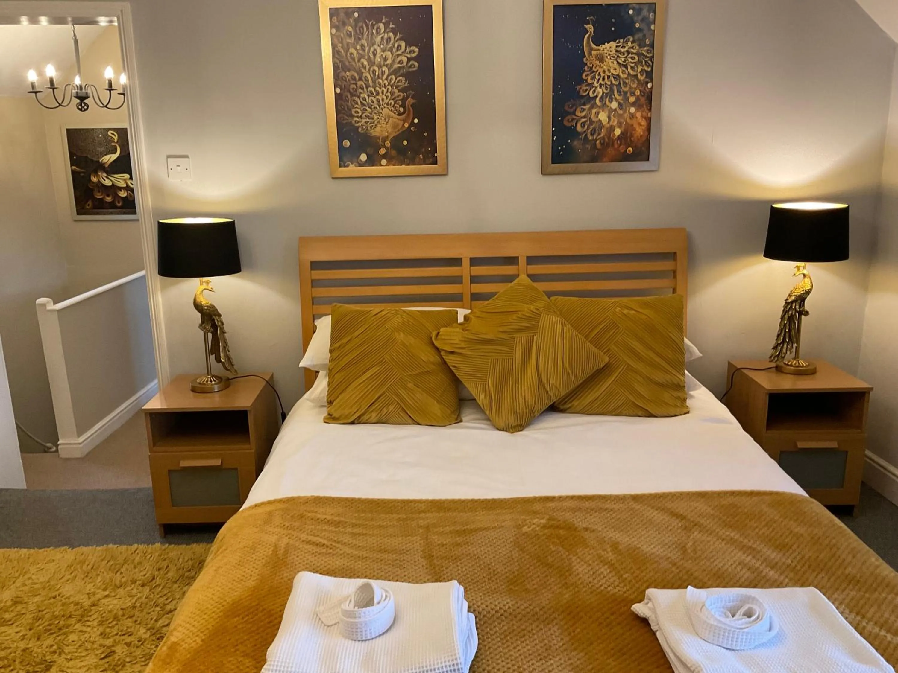 Bed in Mackworth House Farm