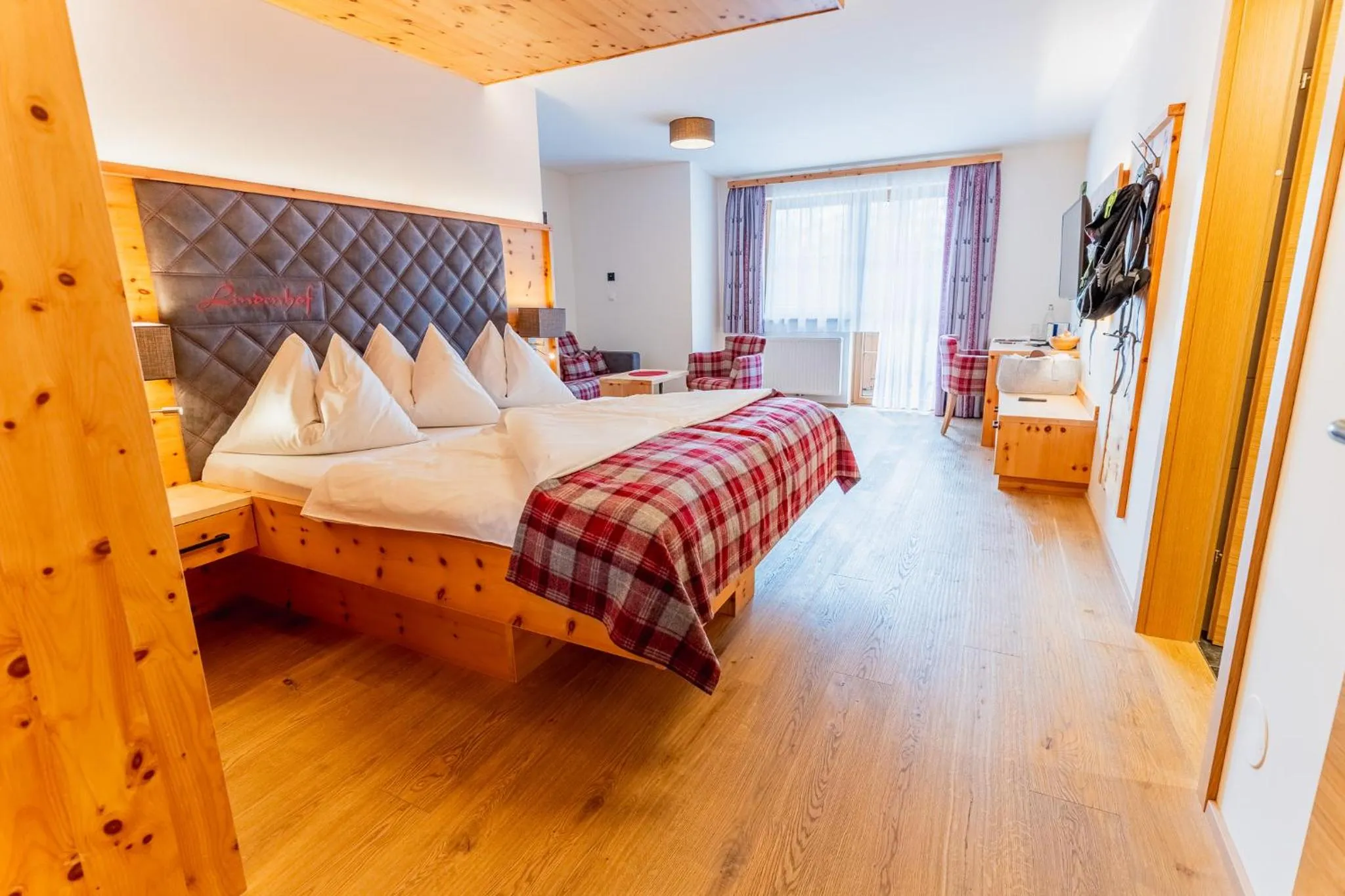 Photo of the whole room, Bed in Hotel Lindenhof