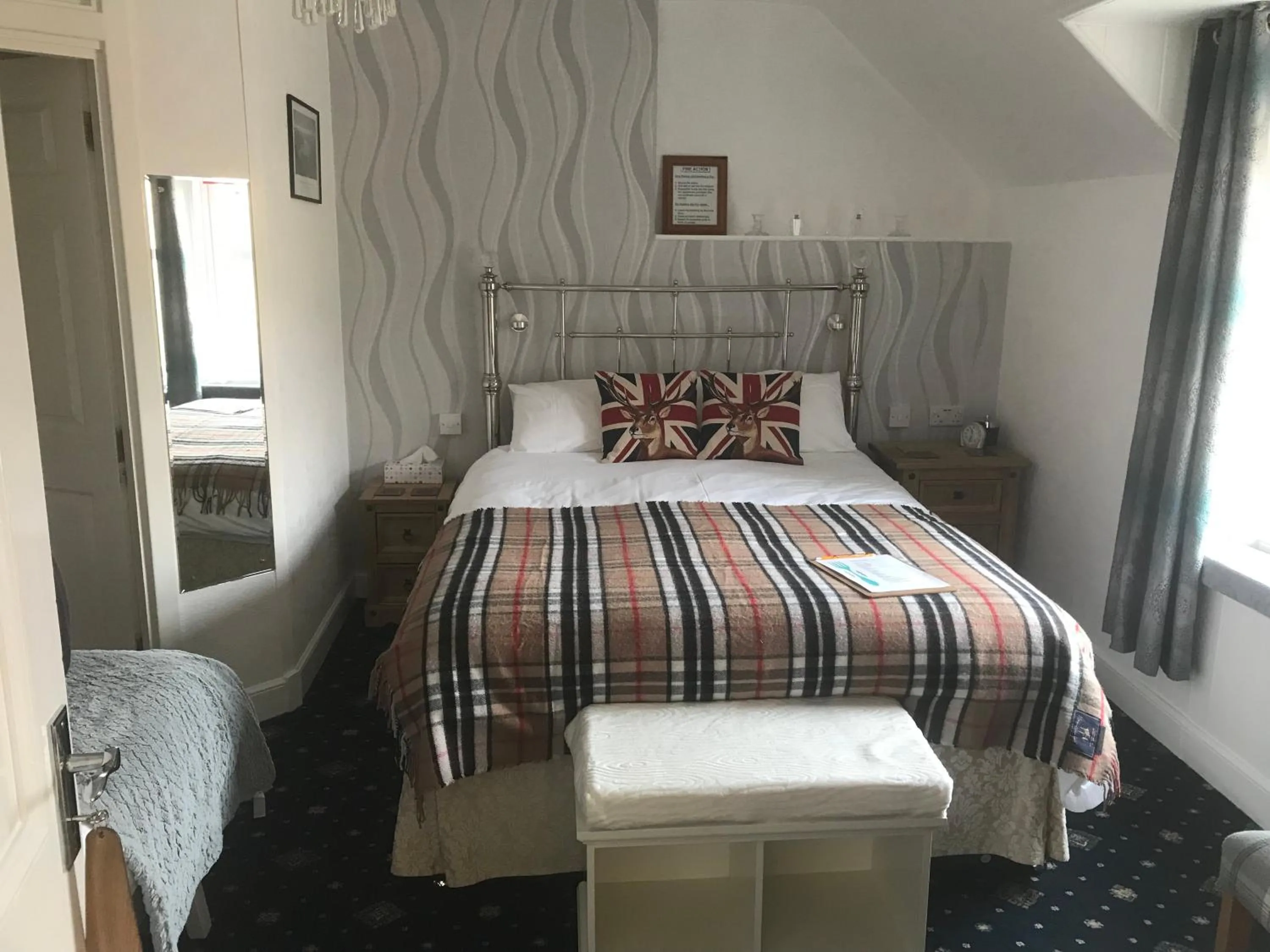 Bed in glenardran house