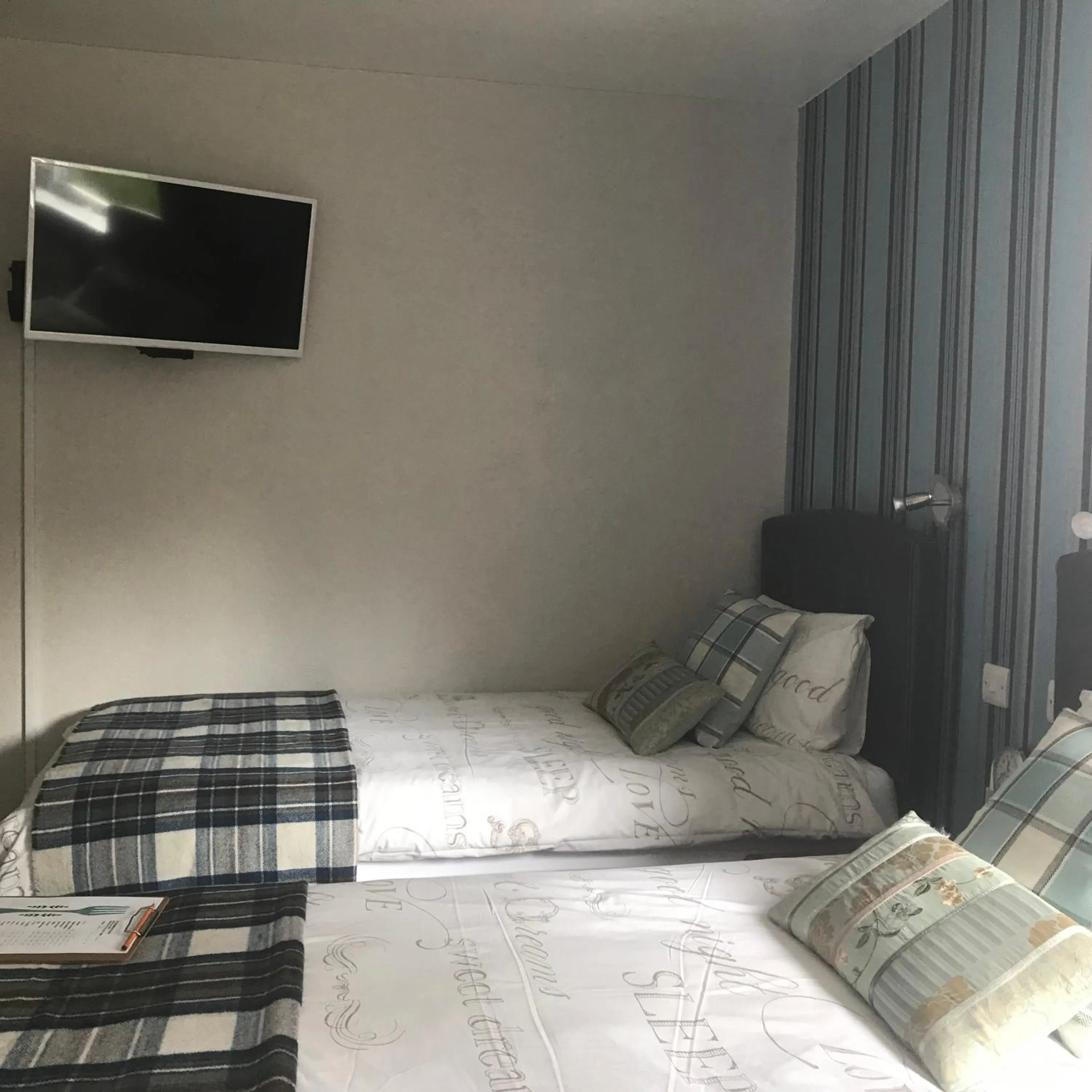 Bed in glenardran house