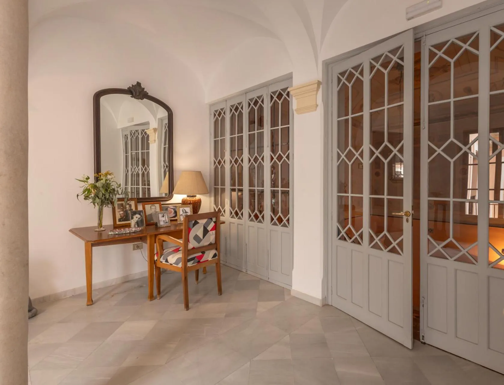 Palacio Marmoles by Valcambre