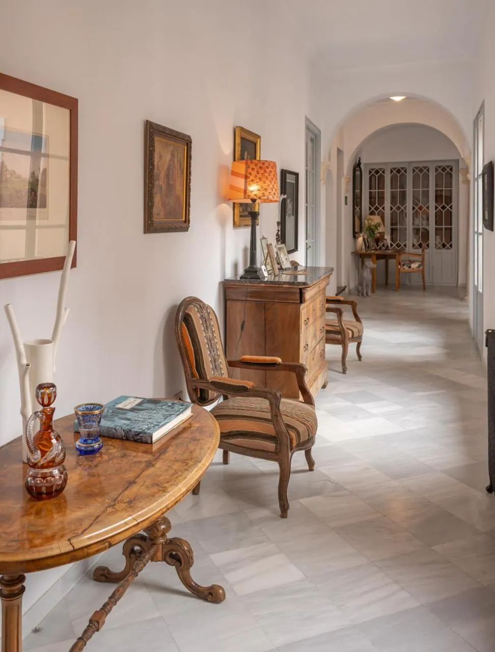 Palacio Marmoles by Valcambre