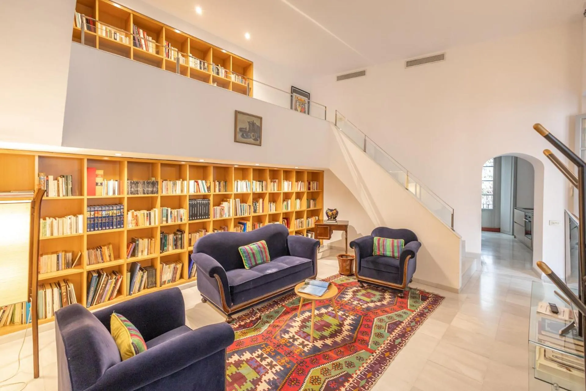 Palacio Marmoles by Valcambre