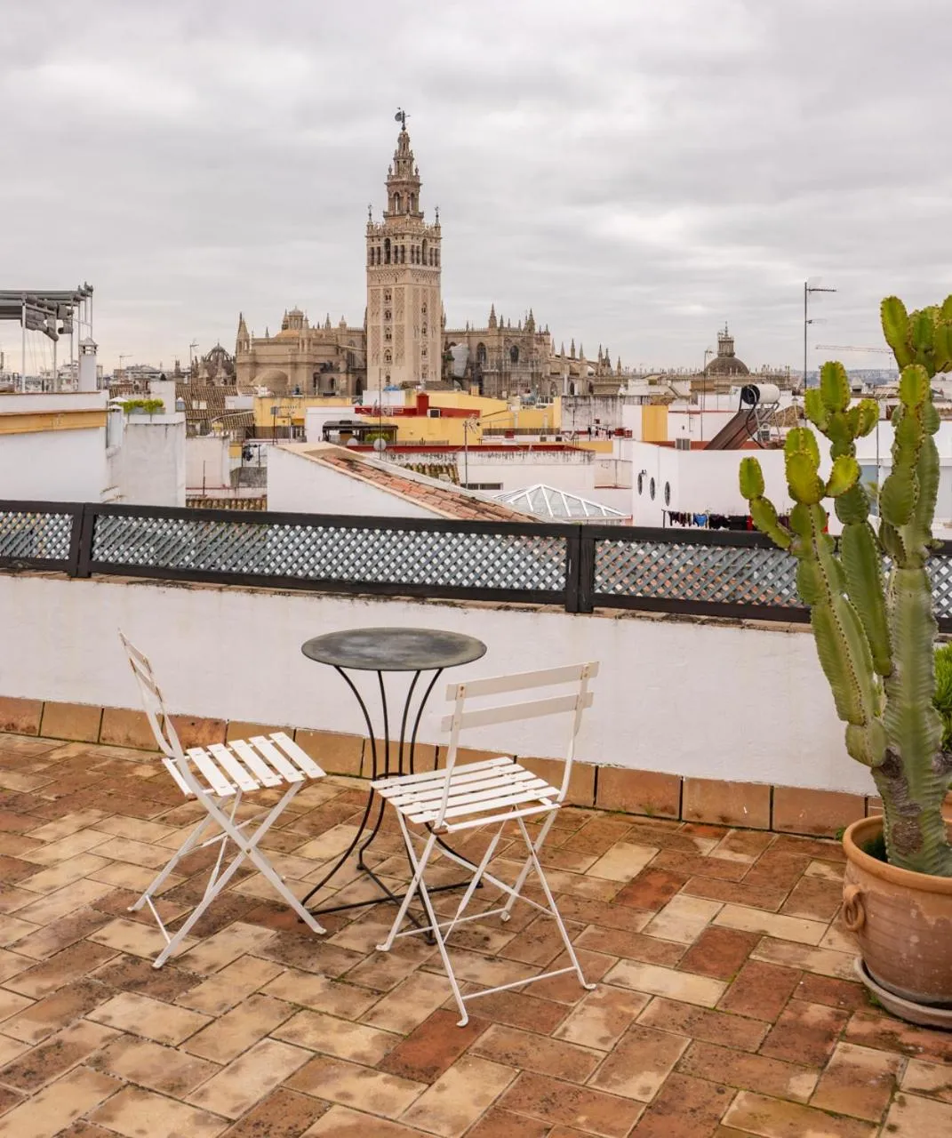 Palacio Marmoles by Valcambre