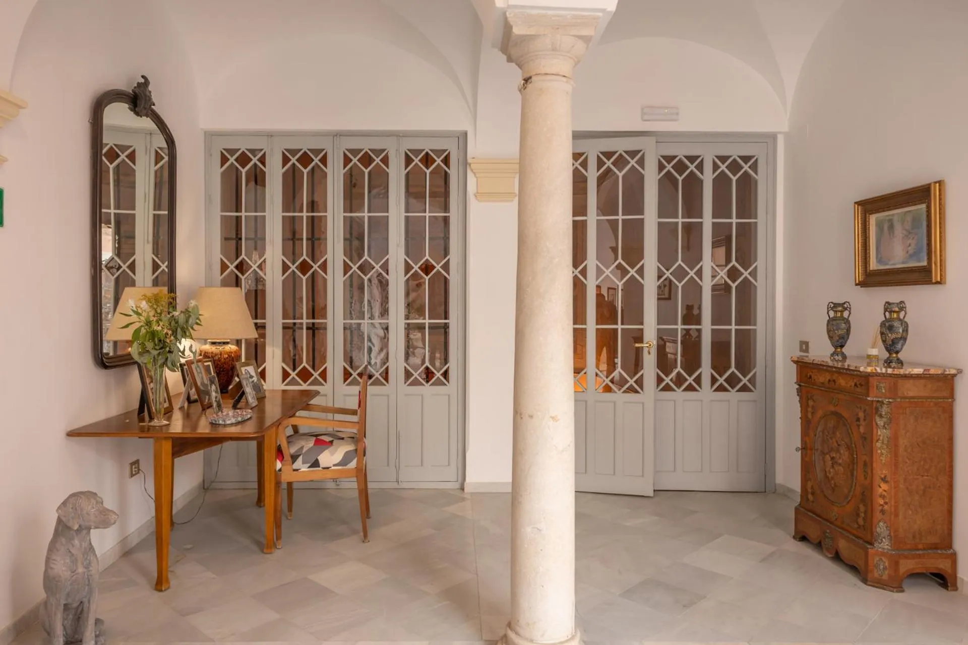 Palacio Marmoles by Valcambre