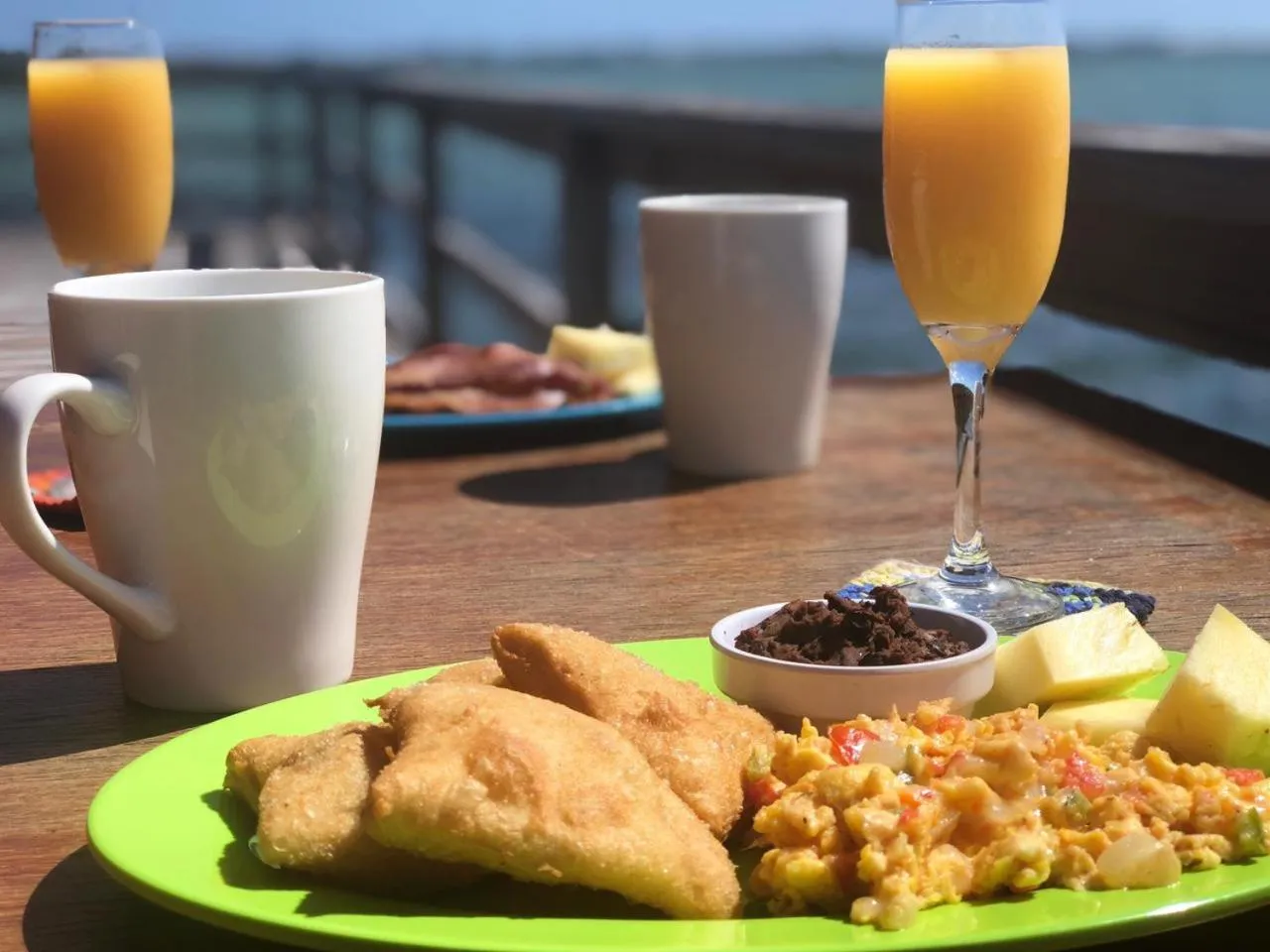 Restaurant/places to eat in Brahma Blue Resort