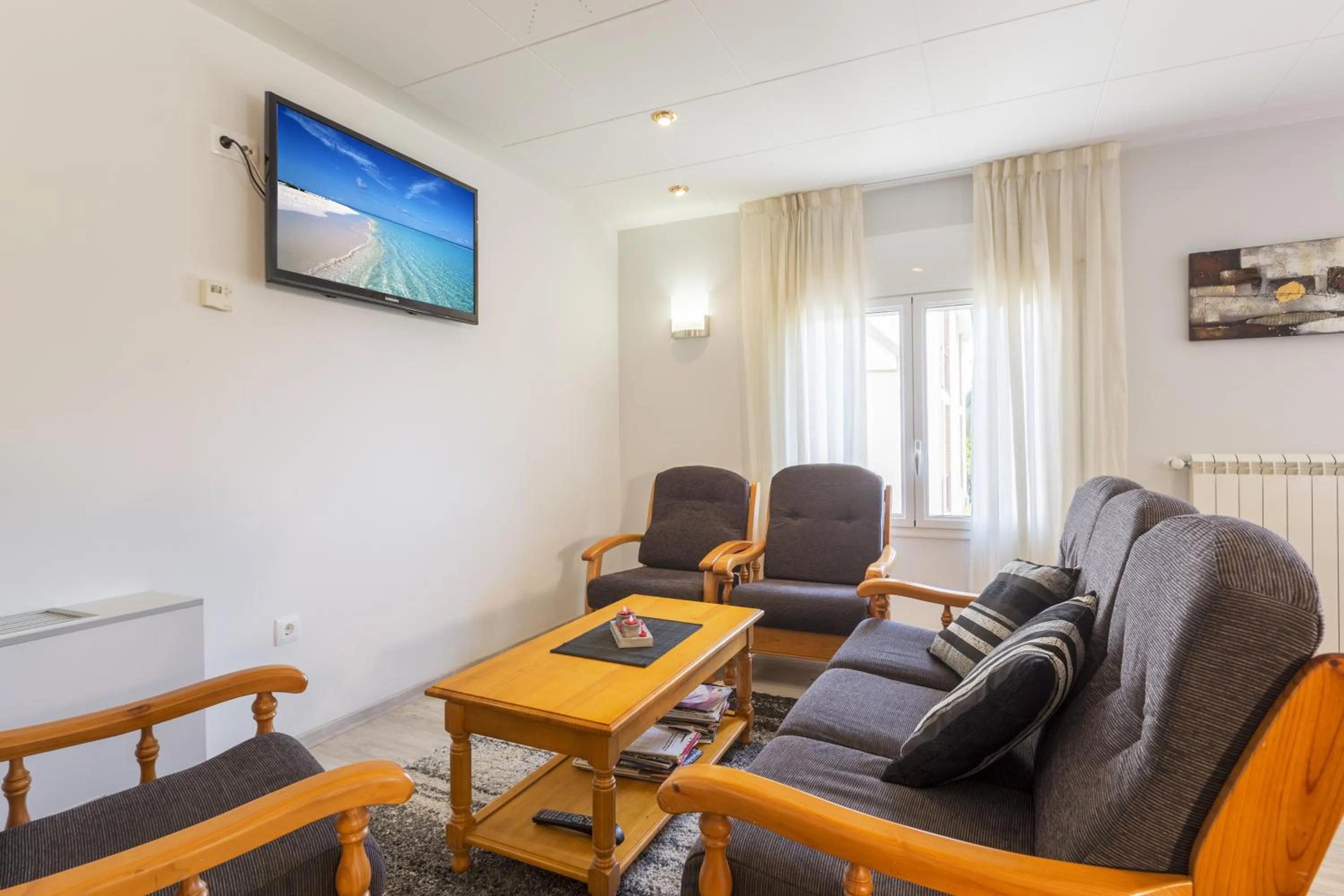 Restaurant/places to eat in Hotel Sausa