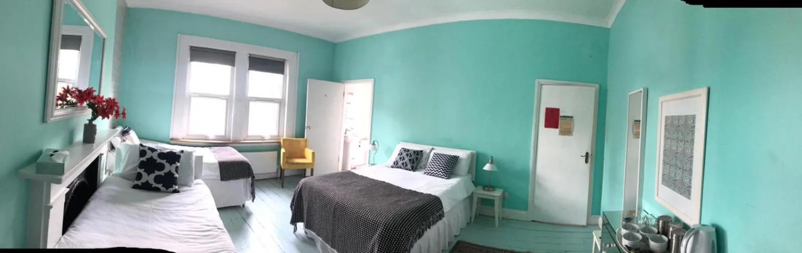 Photo of the whole room, Bed in Caspian Hotel